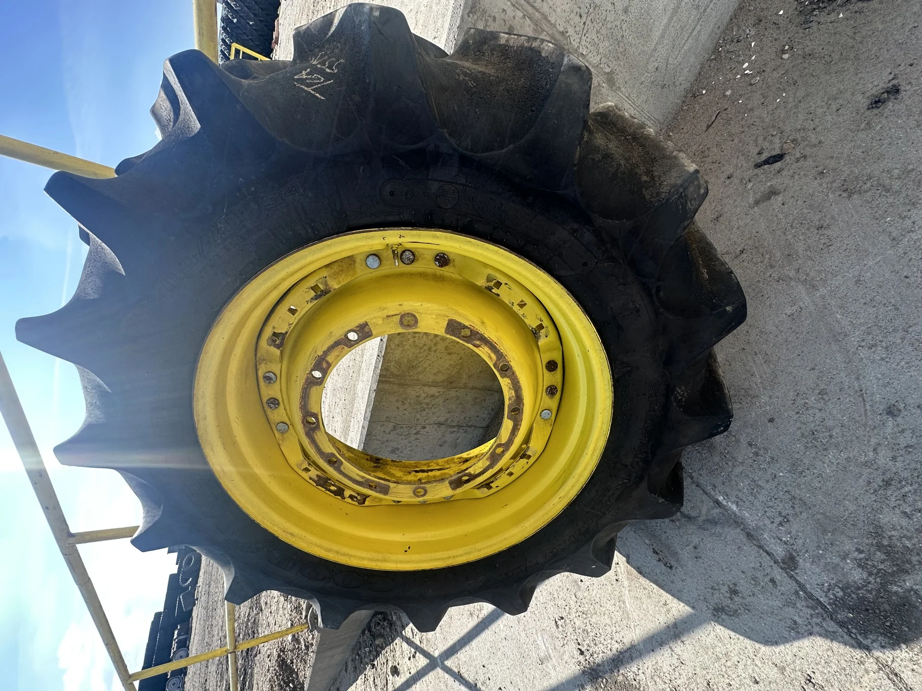 Used 480/70R34 155A8/BGoodyear Special Sure Grip TD8 Radial R-2 TL 65% On 15 x 34 JD Yellow Wheel