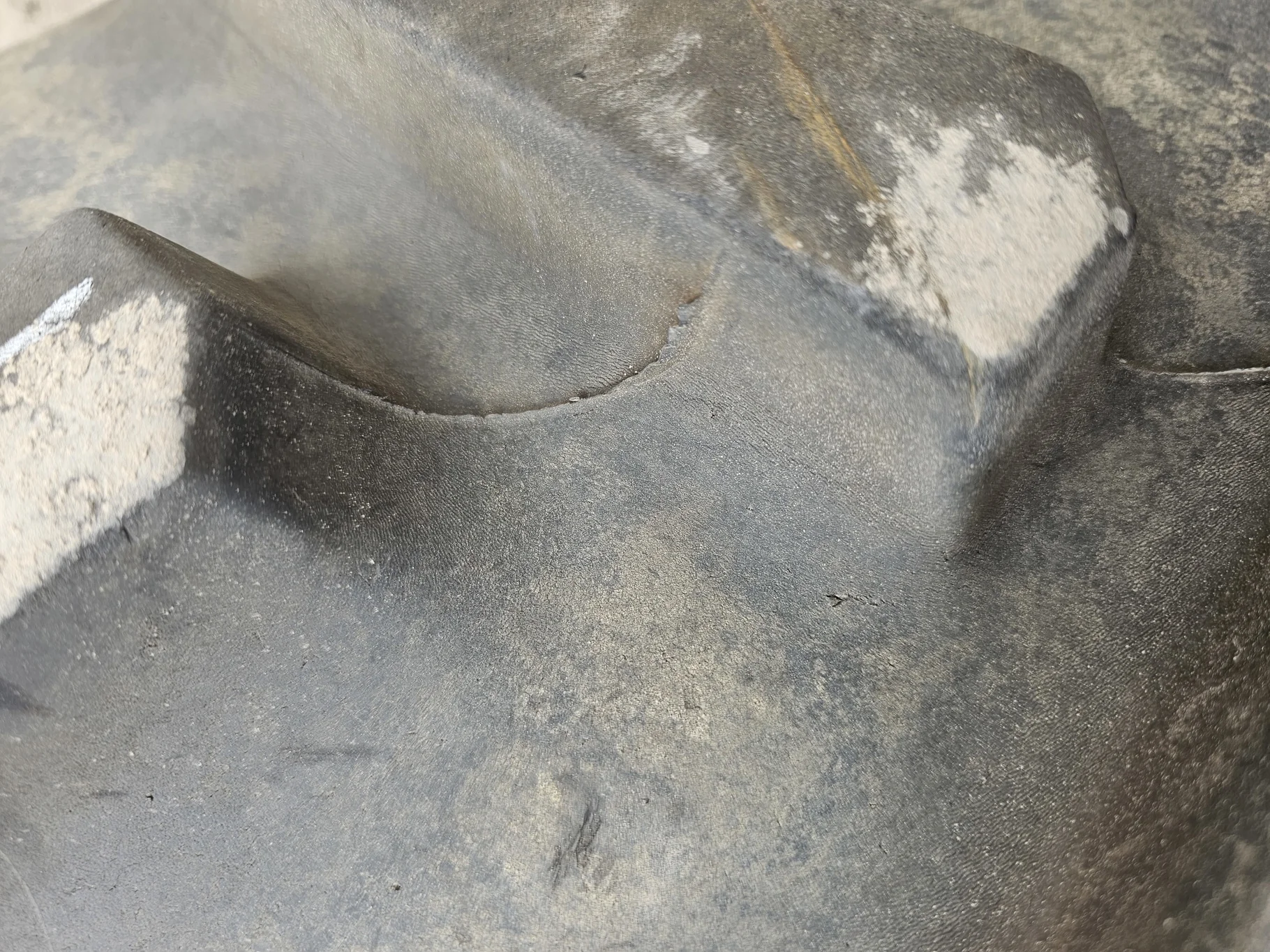 Used 90% 380/85R34 Mitas AC85 R-1W 146A8 on a 13 x 34 NH White 8 Bolt Waffle Wheel Assembly - Excell image 4
