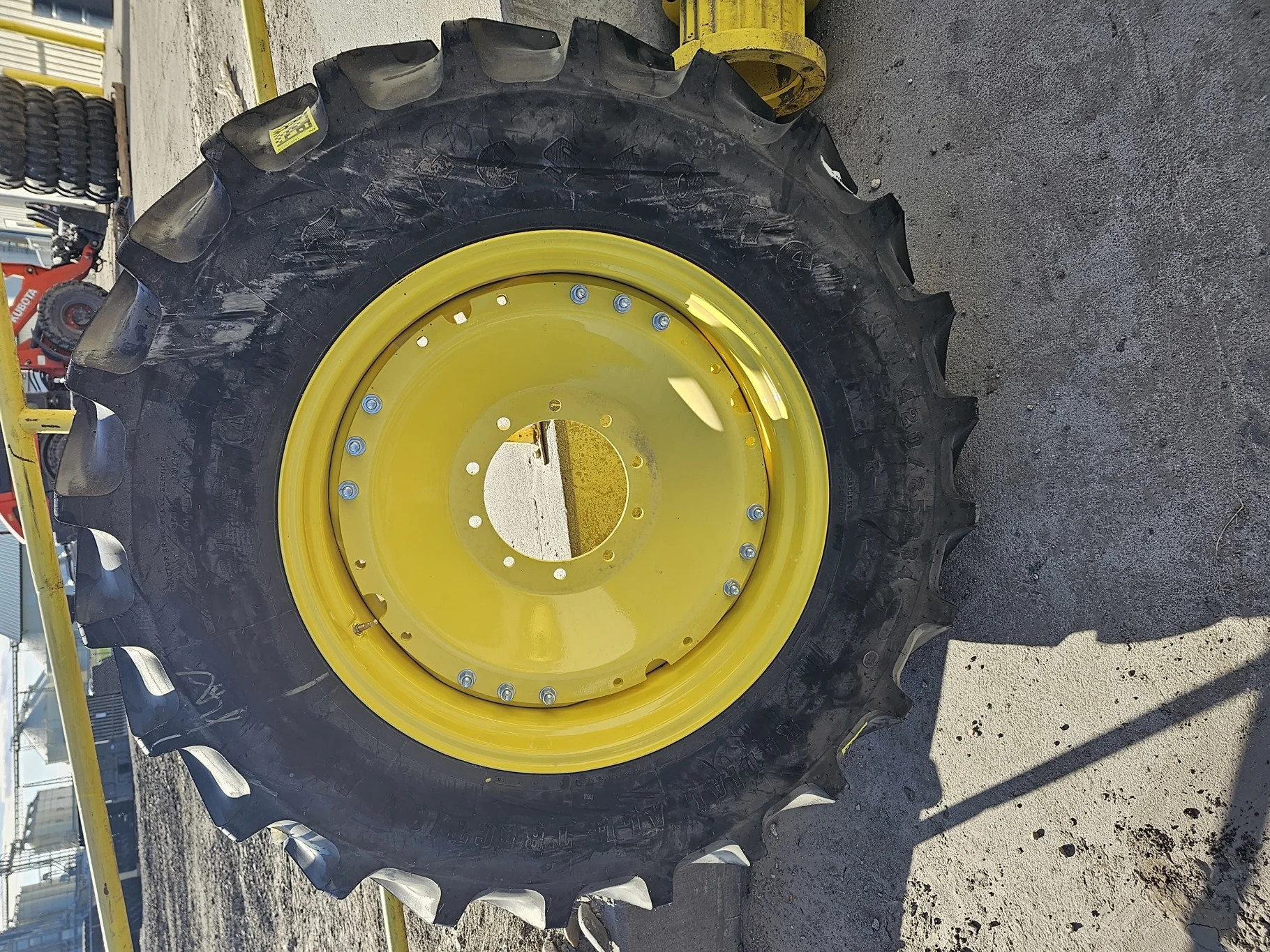 New Take-Off 420/85R34 Firestone RAT DT R-1W 147B TL on 34 X 15 JD Yellow Waffle Wheel (3 Bolt) image 2