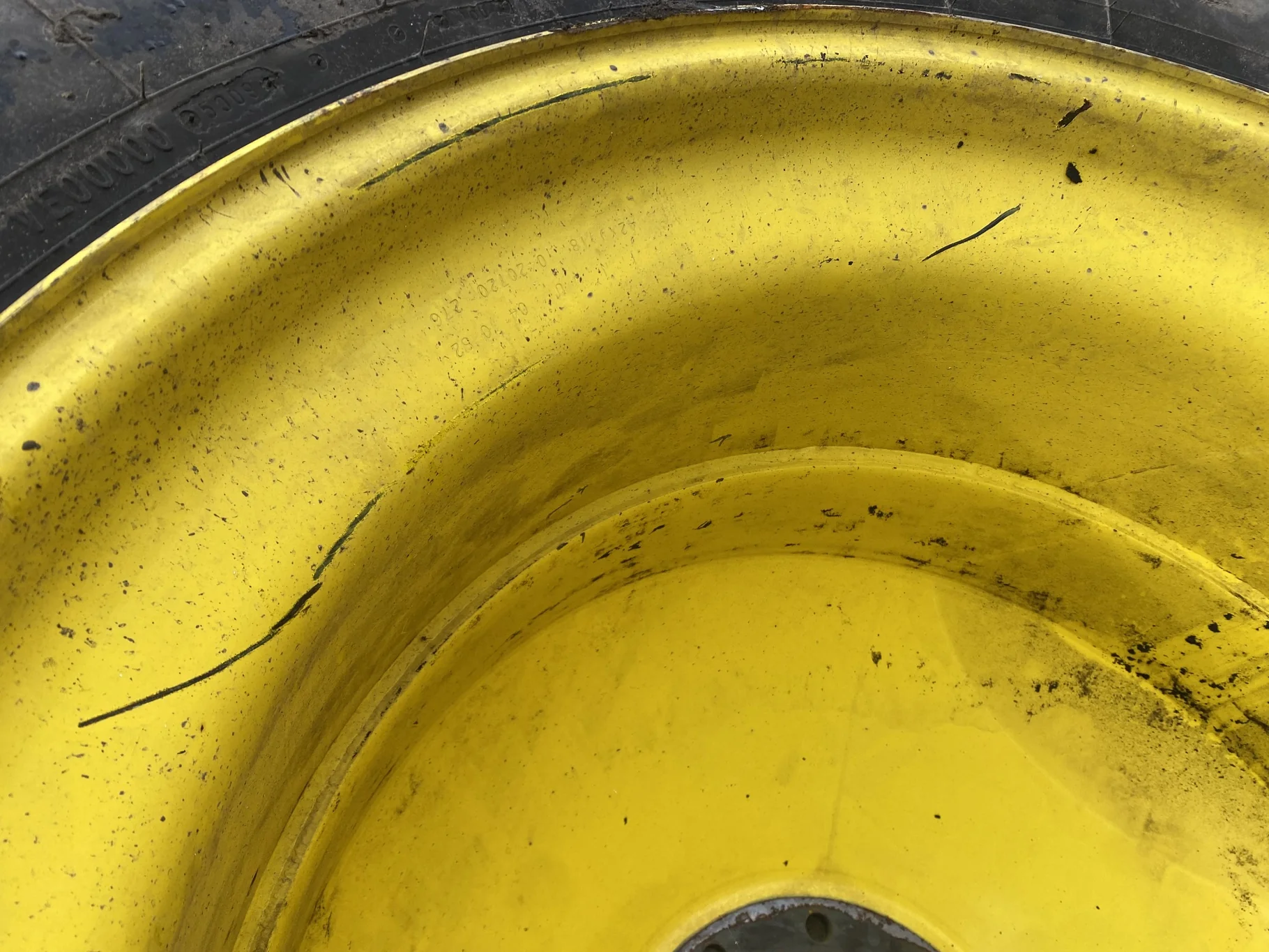 Used 75% 520/85R42 Firestone Radial All Traction R-1W 157B TL on 18 x 42 JD Yellow 10 Bolt Dolly image 10