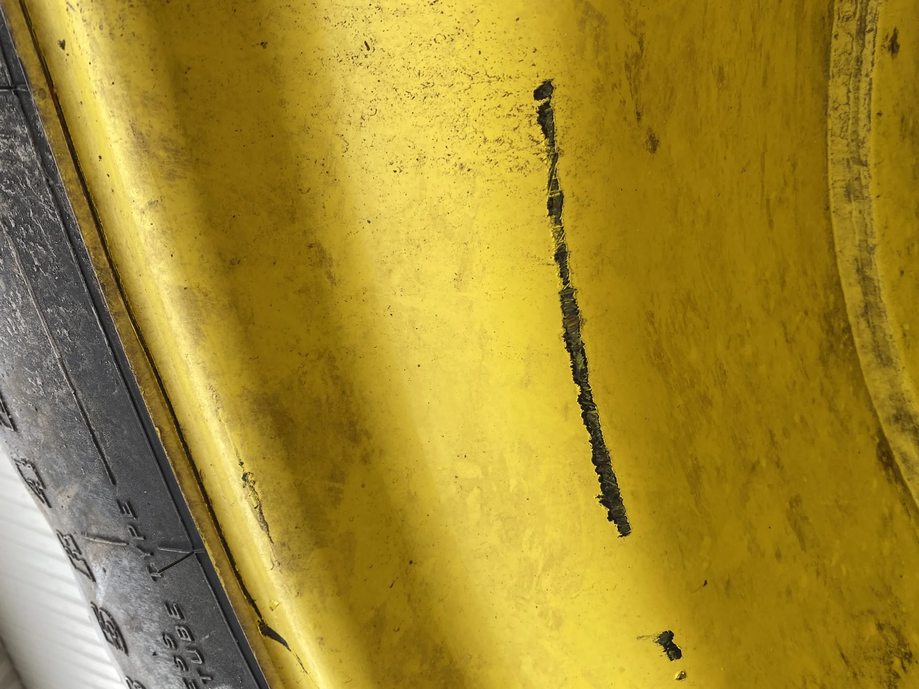 Used 75% 520/85R42 Firestone Radial All Traction R-1W 157B TL on 18 x 42 JD Yellow 10 Bolt Dolly image 14