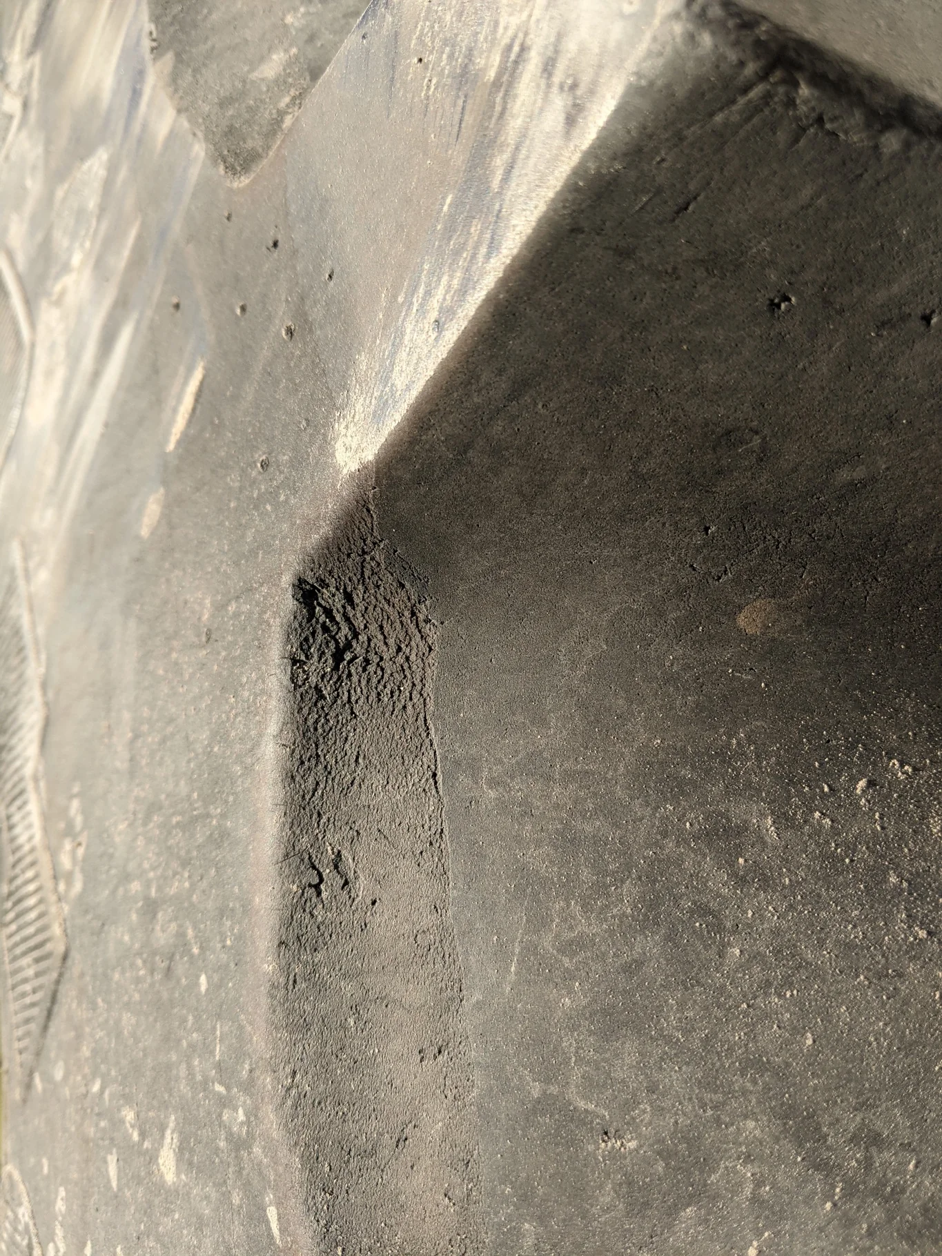 Used 65% 480/80R50 Firestone Radial Deep Tread 23 R-1W (159B) TL on a 15 x 50 JD Yellow Stub D image 5
