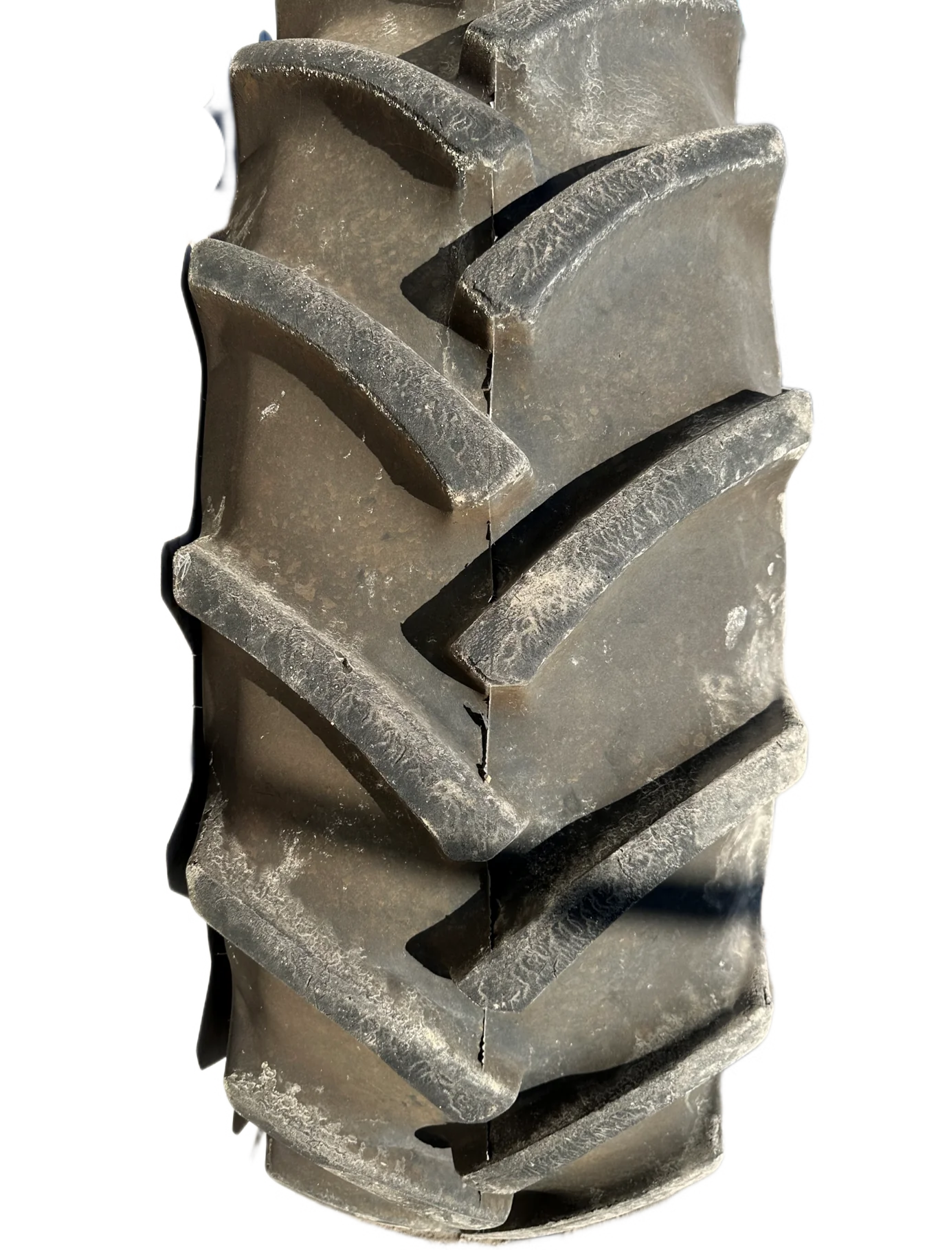 USED 95% 380/85R30 (14.9R30) Mitas AC85 (135A8/135B) TL on a 13 X 30 JD Yellow 12 Bolt Waffle image 4