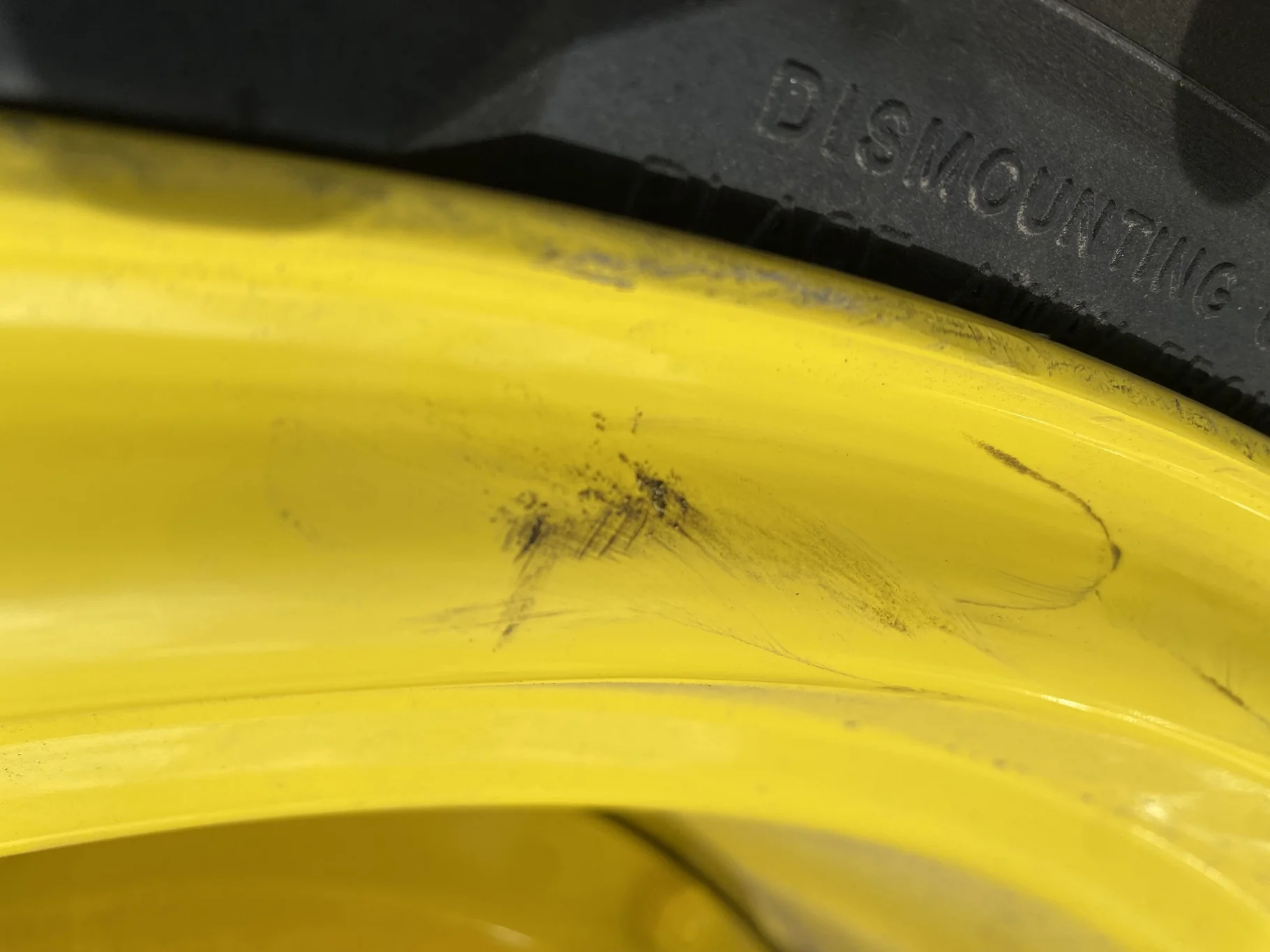Take-Off 540/65R28 142D Michelin MultiBib R-1W TL On 18 x 28 10B Moveero Waffle Wheel JD Ag Yellow image 6