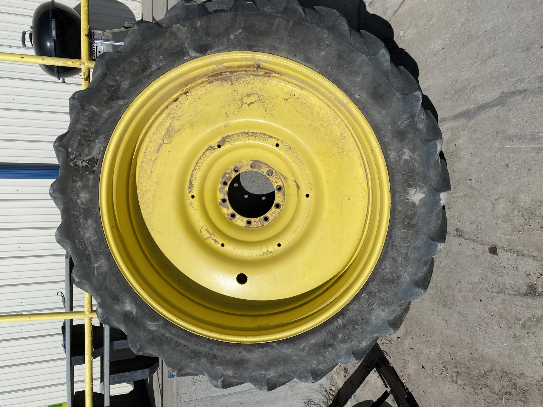 Used 60% 380/90R54 Goodyear Super Traction Radial R-1W 152A8/B TL on a 12 x 54 JD Yellow 10 Bo