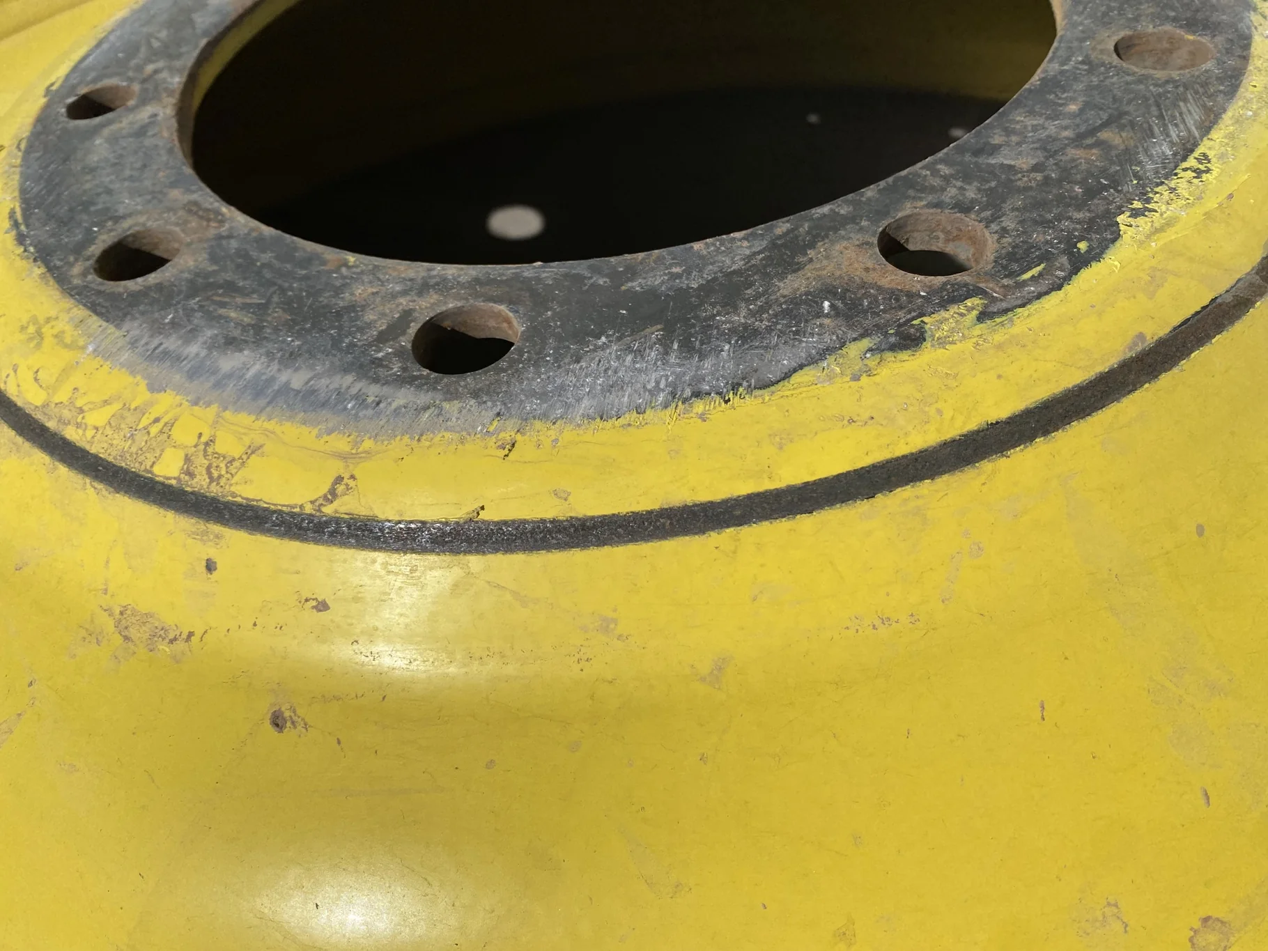 Used 60% 380/90R54 Goodyear Super Traction Radial R-1W 152A8/B TL on a 12 x 54 JD Yellow 10 Bo image 9