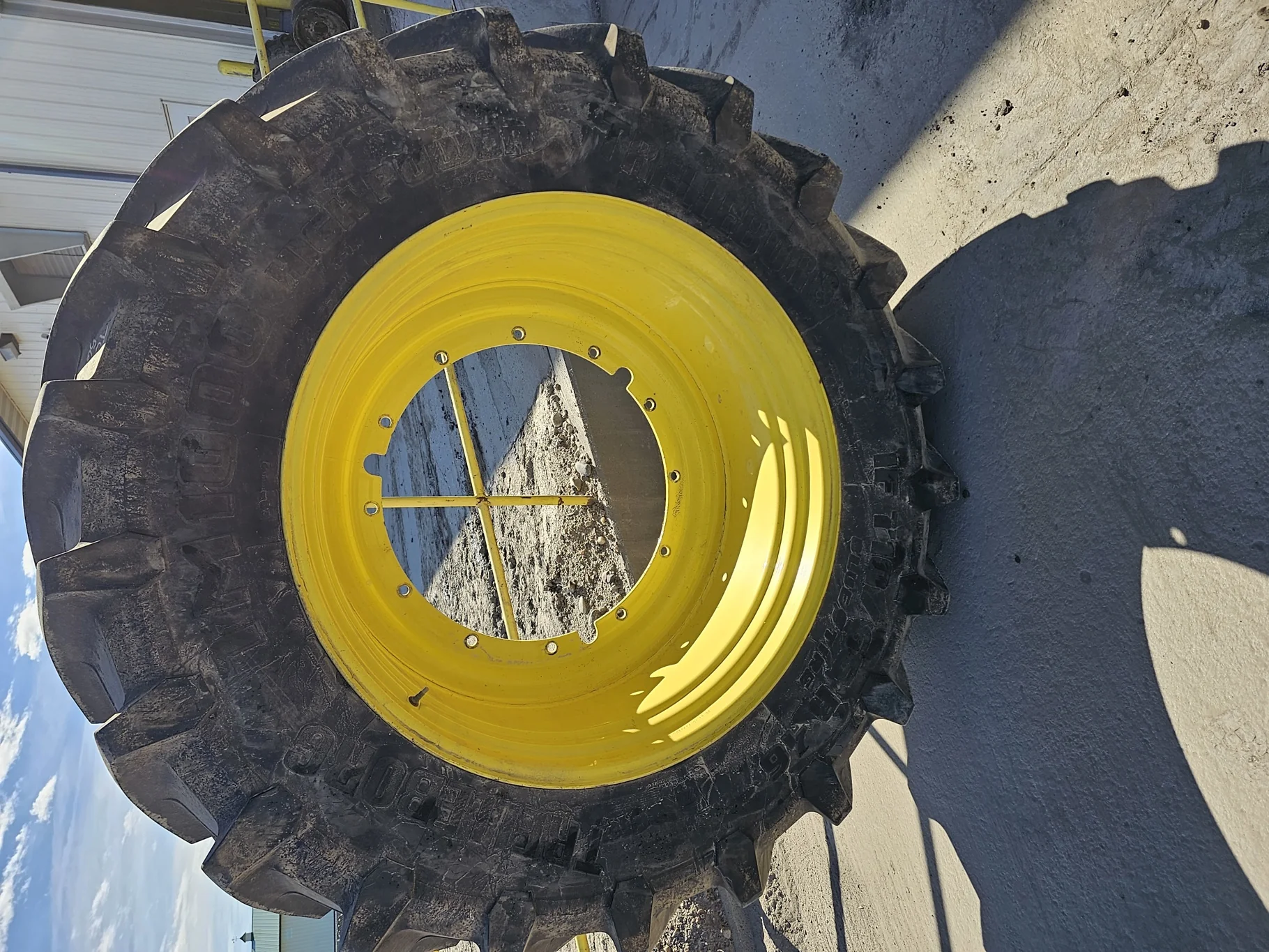 Used 85% (Set of 4) IF710/65R46 Trelleborg TM1000 High Power R-1W 183D on 25 X 46 JD 12 Bolt Sprayer