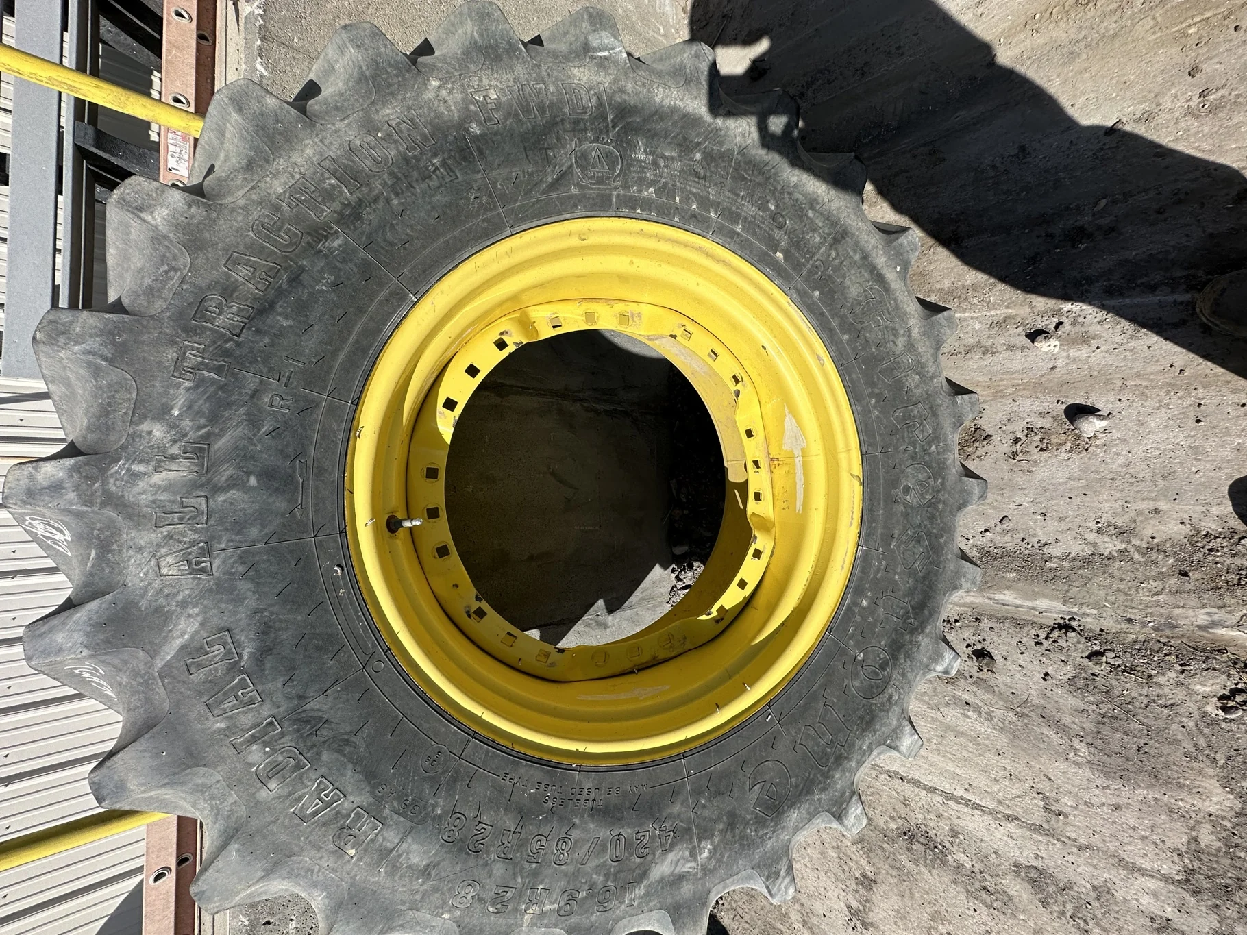 Used 420/85R28 139B Firestone RAT FWD TL R-1 on a 12 X 28 John Deere Yellow Waffle Wheel image 2