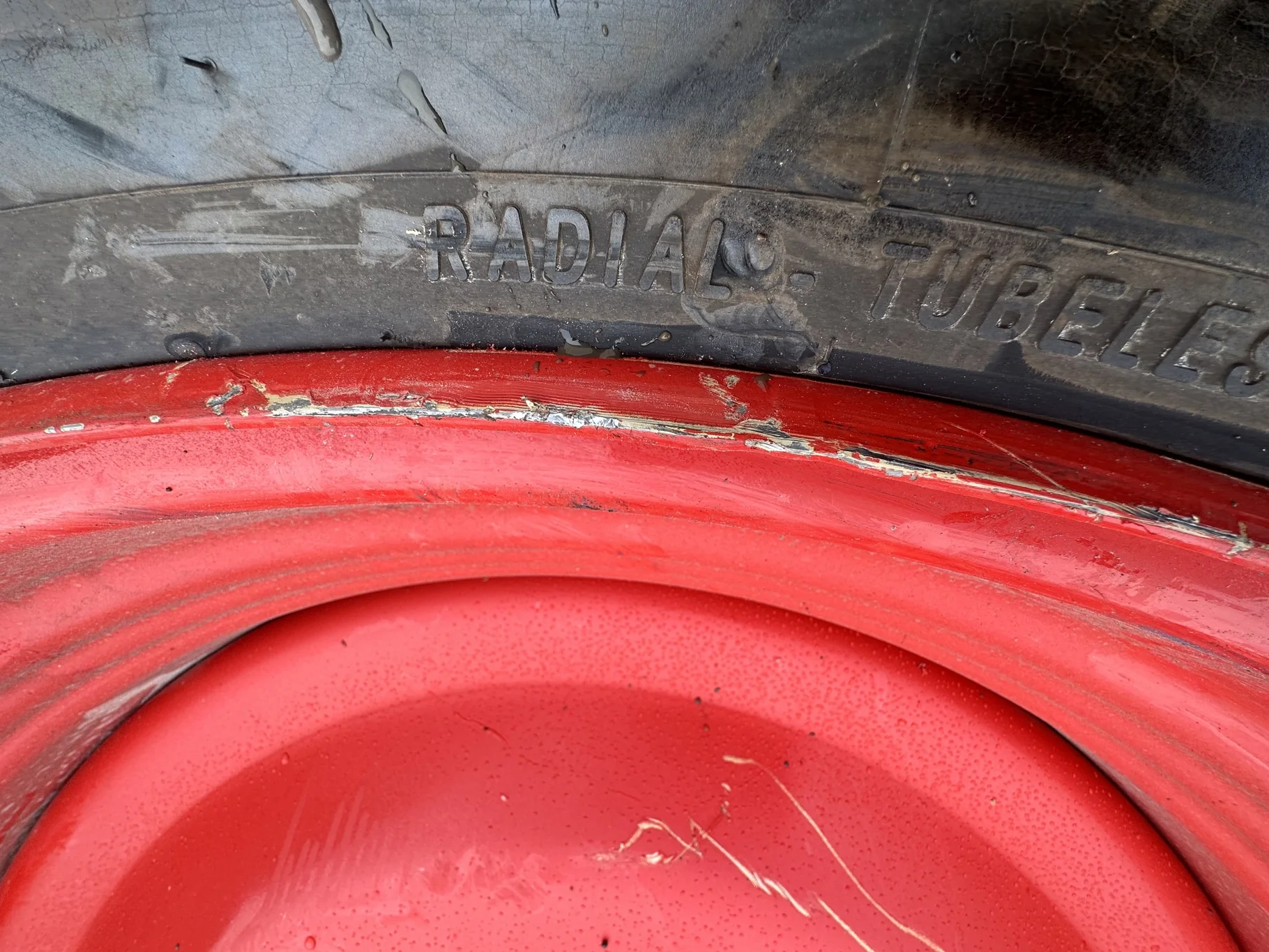 Take Off 520/70R38 Michelin OmniBib R-1W 150D TL on18 X 38 Fendt Red 8-10.82 (.937) Dual Wheel image 9