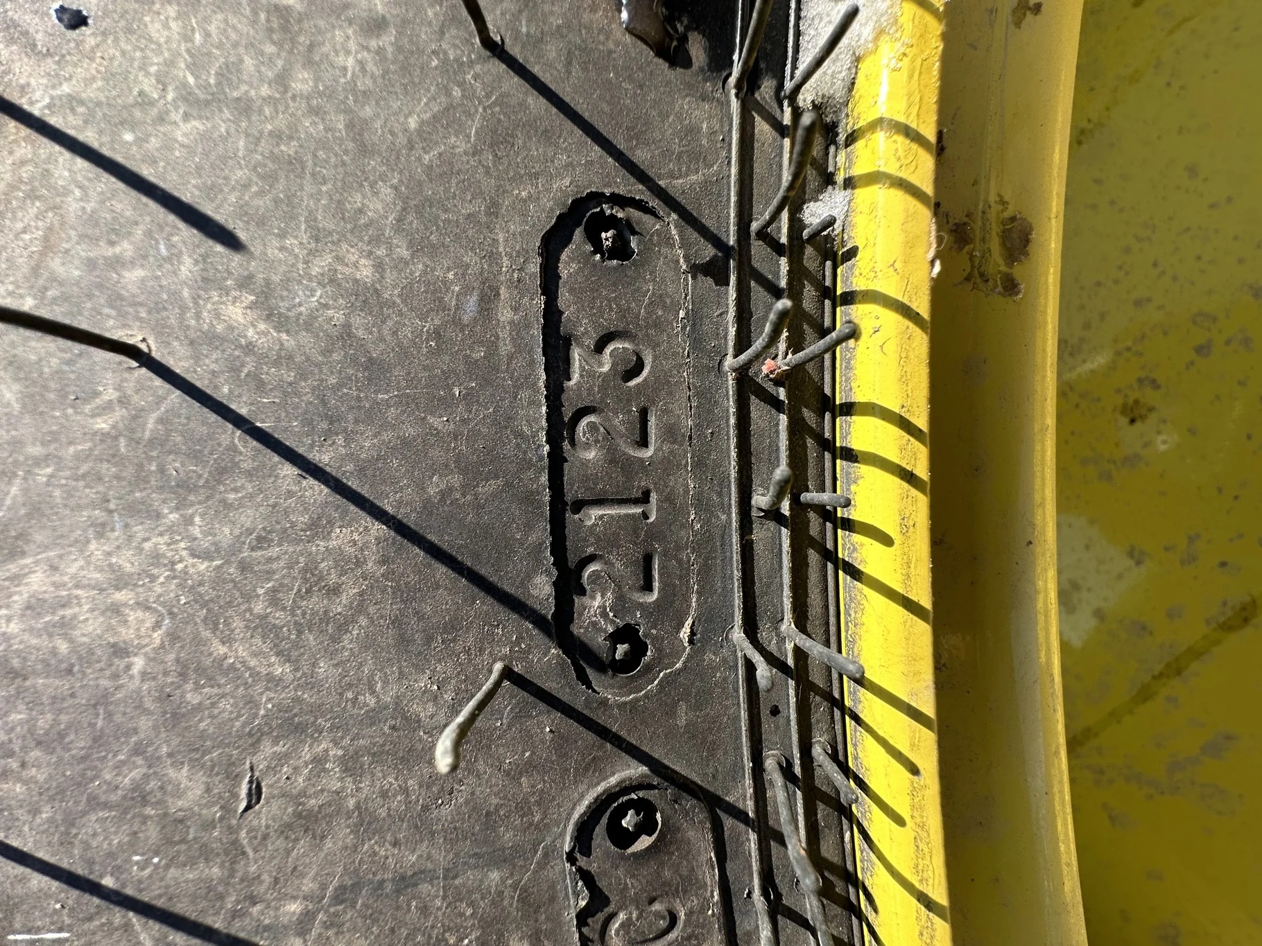 Used 95% LSW650/70R46 Goodyear Optitrac (181D) TL mounted JD Yellow (12-15.748) 600 Series Sprayer image 2
