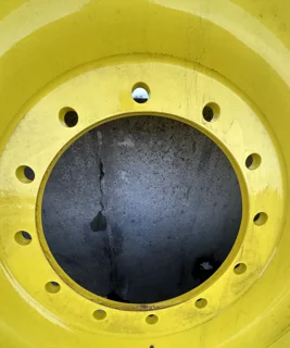 Take Off LSW650/70R46 Goodyear Optitrac (181D) TL mounted JD Yellow (12-15.748) 600 Series Sprayer image 8