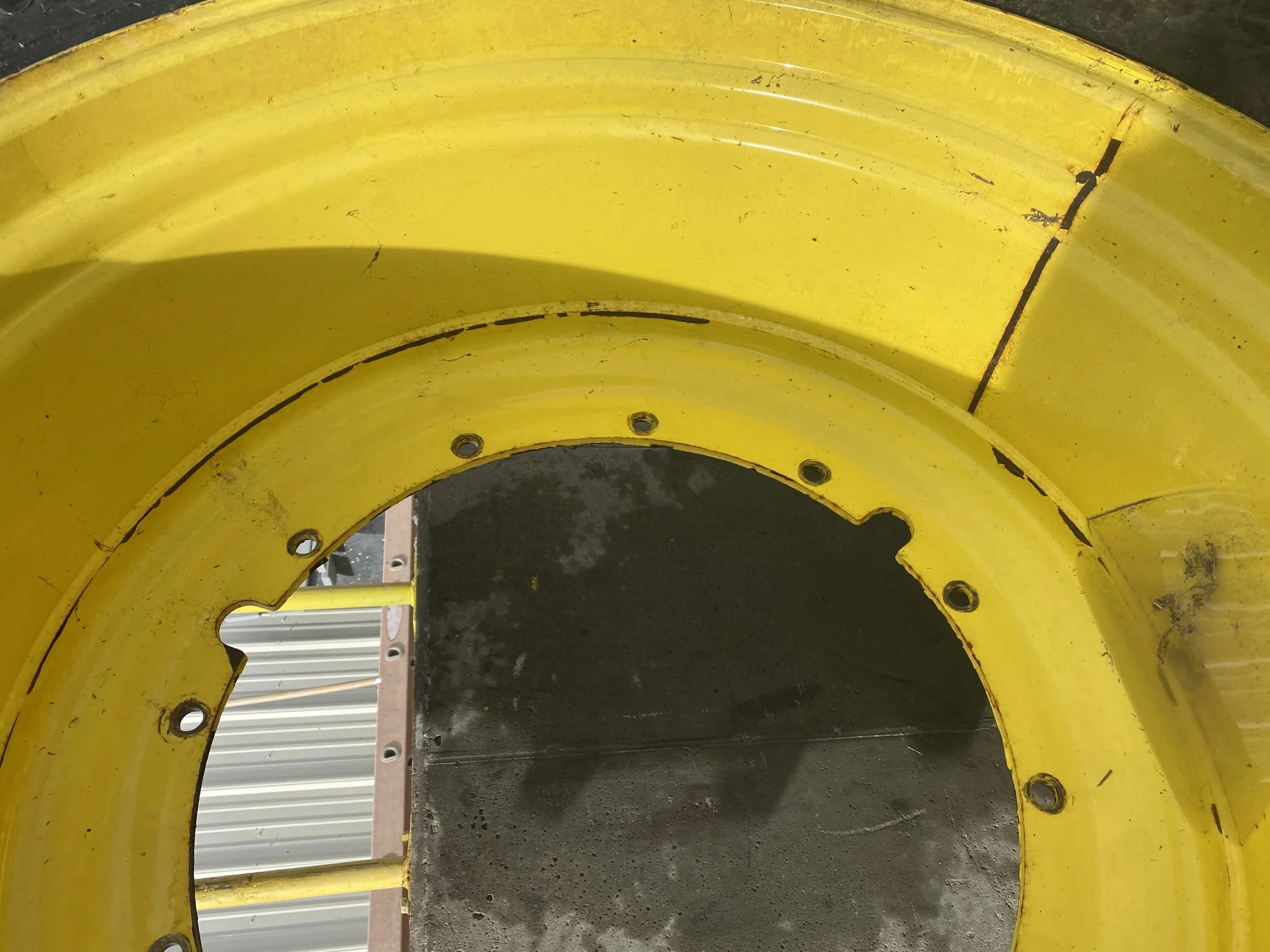 USED 65% IF10/65R46 Mitas SFT (183D) R-1W TL 25 x 46 John Deere Yellow 12 Bolt (.906) Sprayer Stub image 9