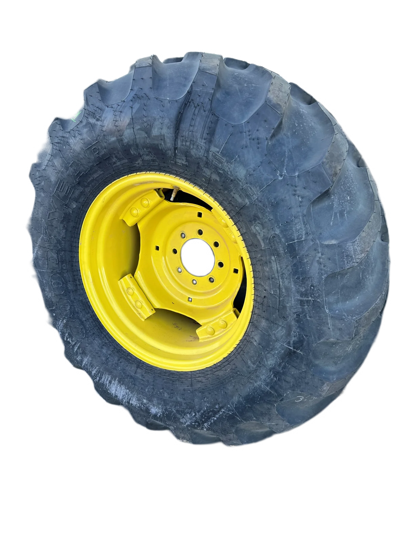 TAKE-OFF 19.5L-24/12 GOODYEAR IT525 TL R-4 ON 15 X 24 8-8-6 GKN JD YELLOW WHEEL (ASSEMBLY)