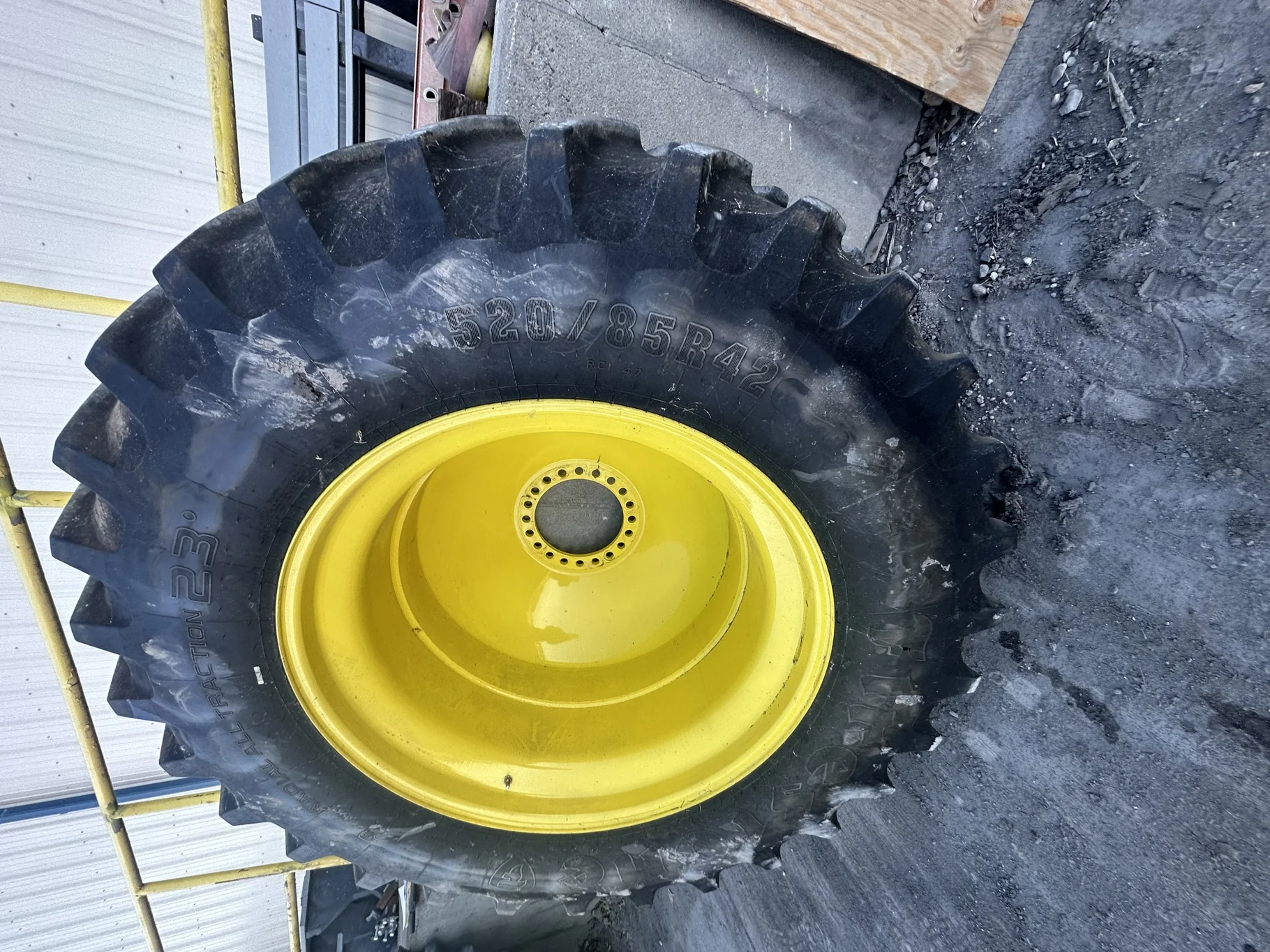 Used 90% 520/85R42 Firestone Radial All Traction 23 R-1 157B TL on 18 x 42 JD 20 Bolt Inside Dolly