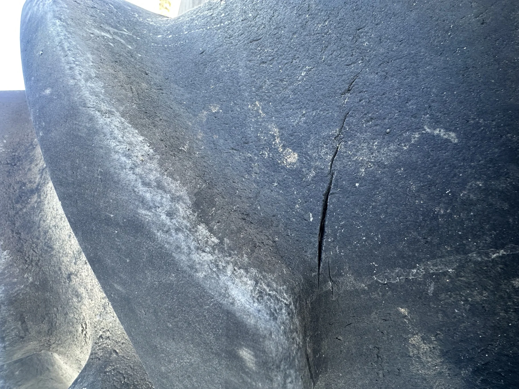 Used 90% 520/85R42 Firestone Radial All Traction 23 R-1 157B TL on 18 x 42 JD 20 Bolt Outside Combi image 7