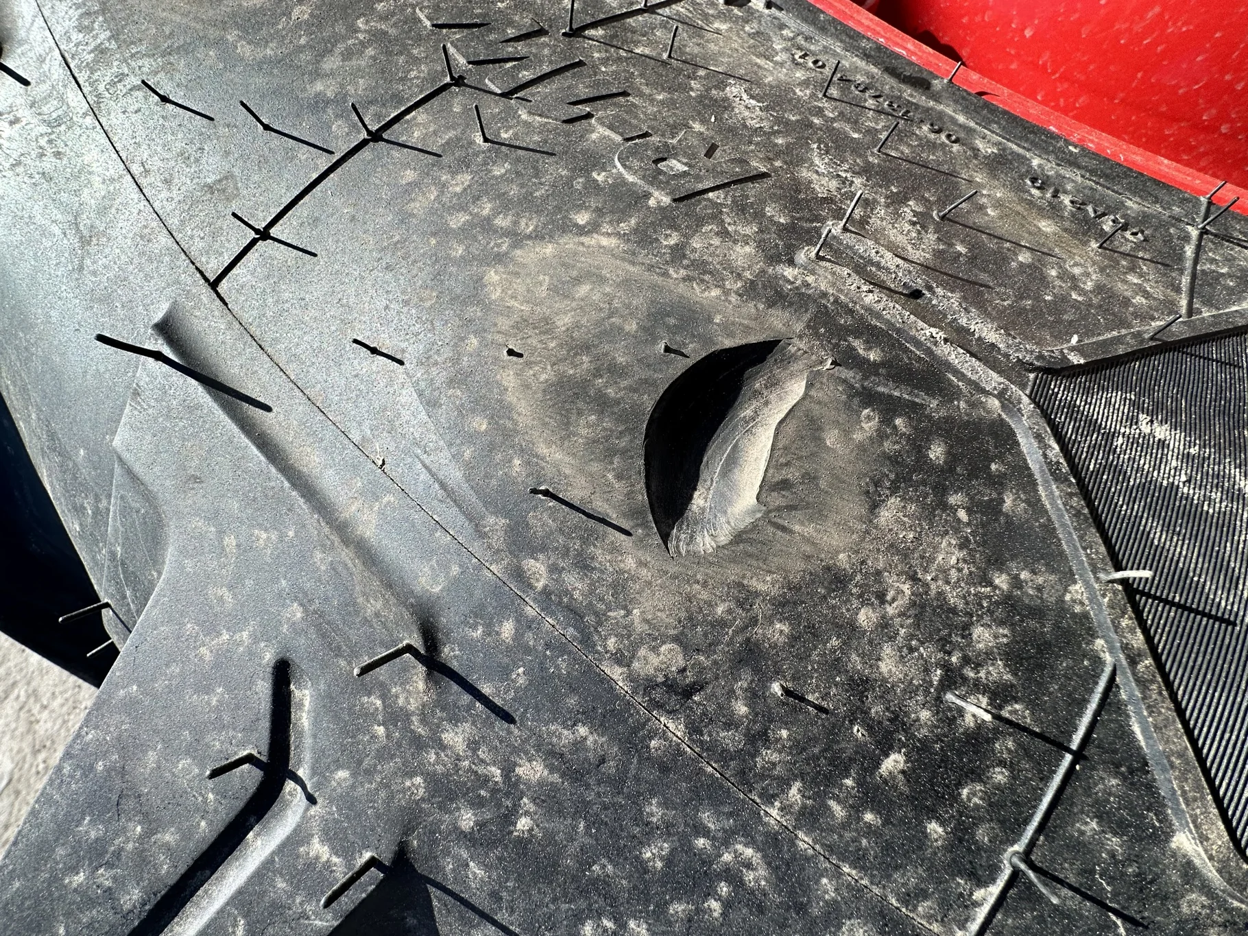 Take Off 420/85R34 (16.9R34) Michelin AgriBib 2 R-1W 147A8/147B TL on a 14 X 34 Fendt 12 Bolt Waffle image 15
