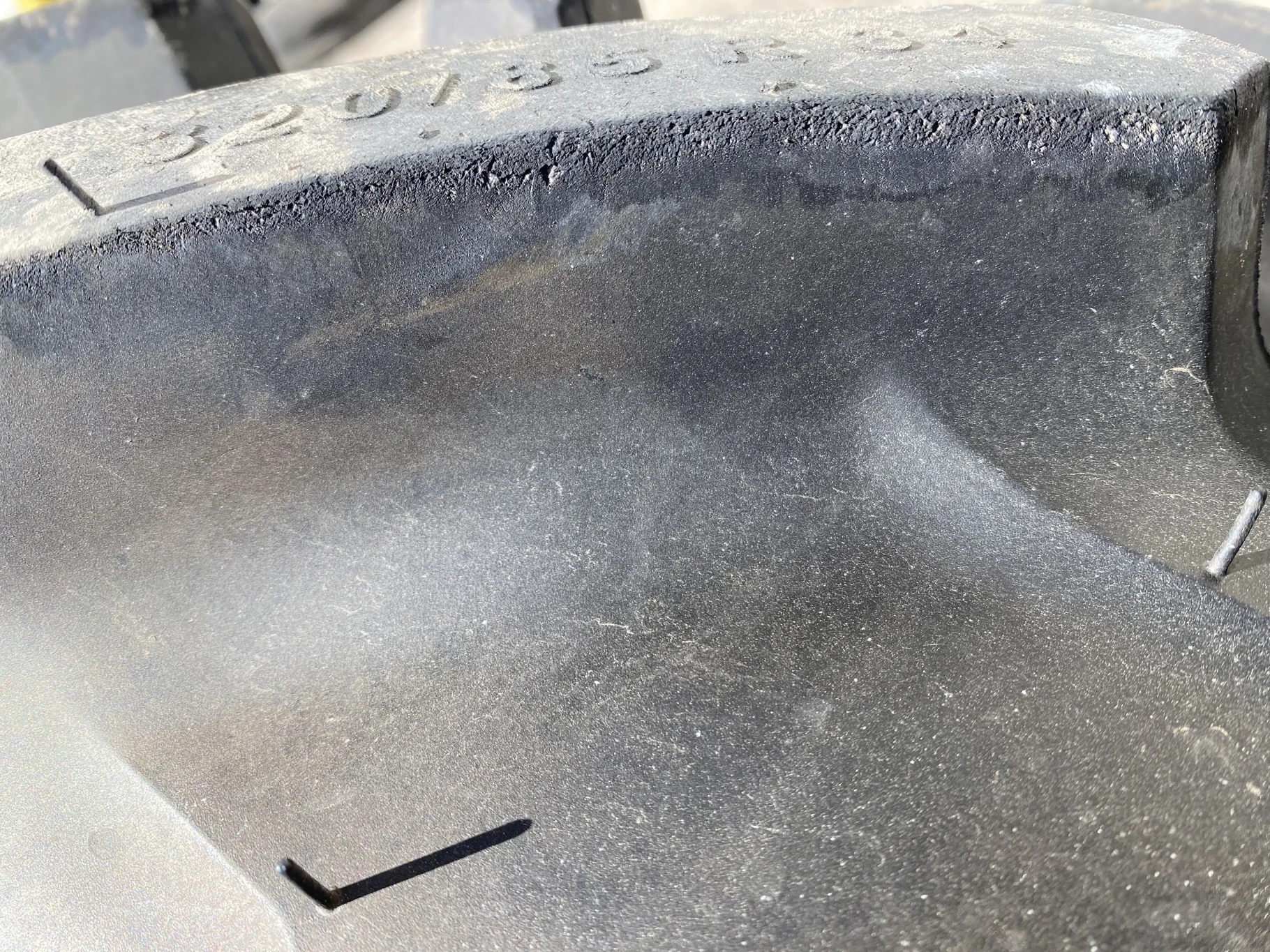 Take Off 320/85R34 (12.4R34) Michelin AgriBib 2 R-1W 133A8/133B TL on a 10 X 34 NH White 12 bolt wh image 7