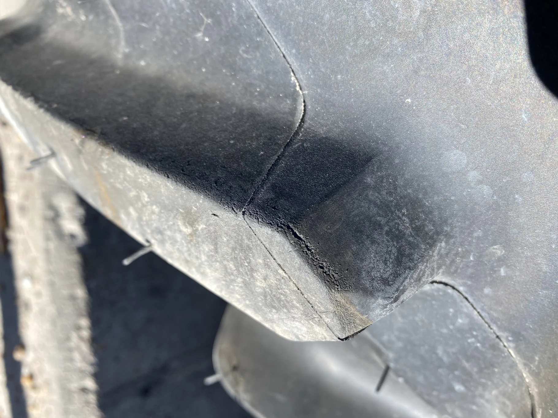 Take Off 320/85R34 (12.4R34) Michelin AgriBib 2 R-1W 133A8/133B TL on a 10 X 34 NH White 12 bolt wh image 11