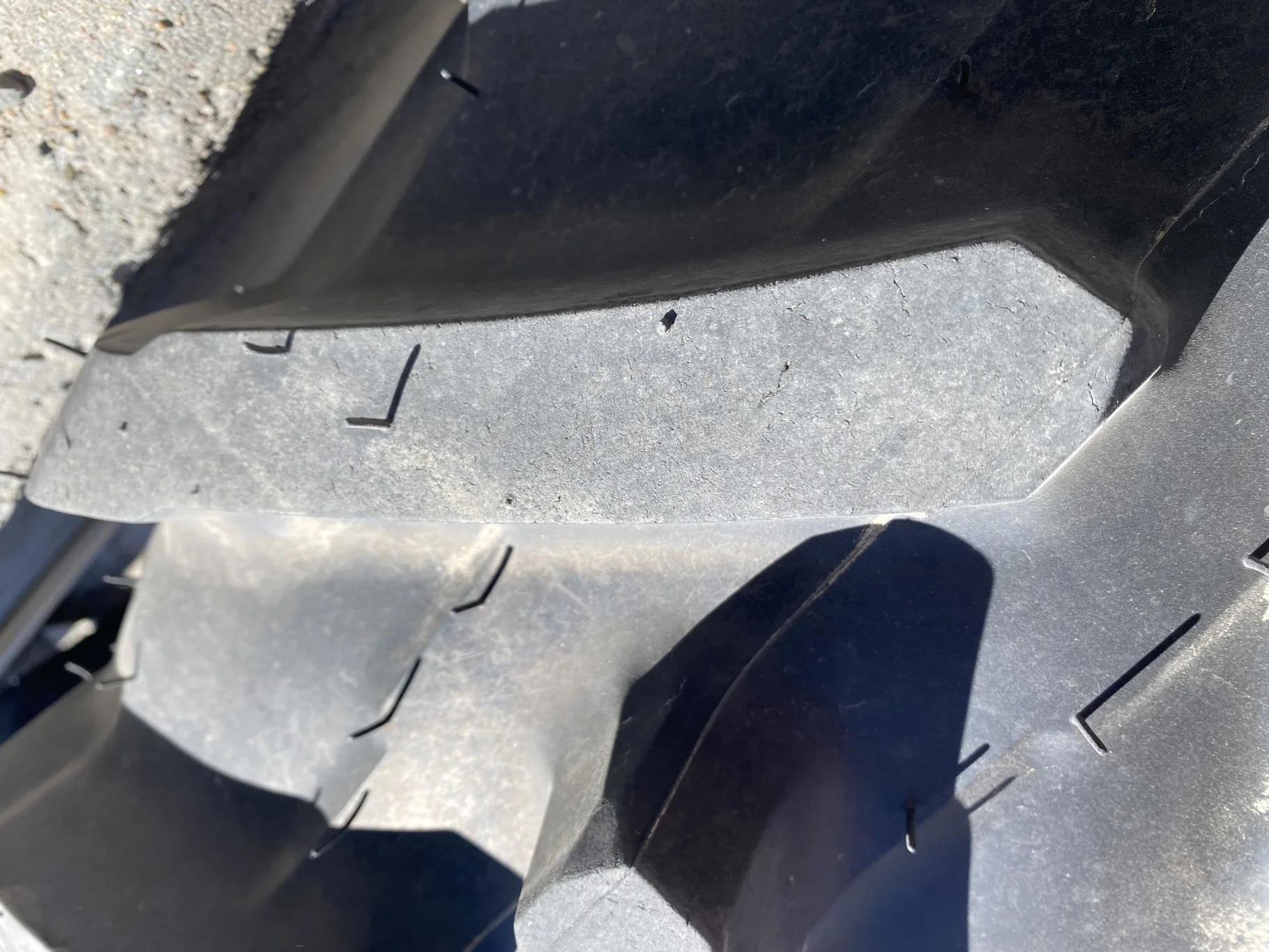 Take Off 320/85R34 (12.4R34) Michelin AgriBib 2 R-1W 133A8/133B TL on a 10 X 34 NH White 12 bolt wh image 8