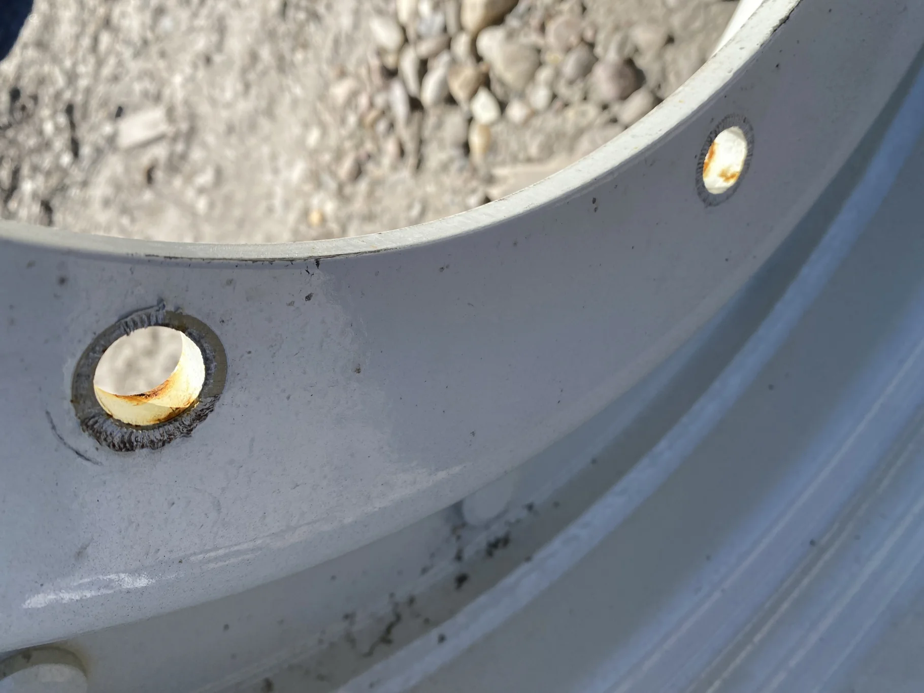 Take Off 320/85R34 (12.4R34) Michelin AgriBib 2 R-1W 133A8/133B TL on a 10 X 34 NH White 12 bolt wh image 9