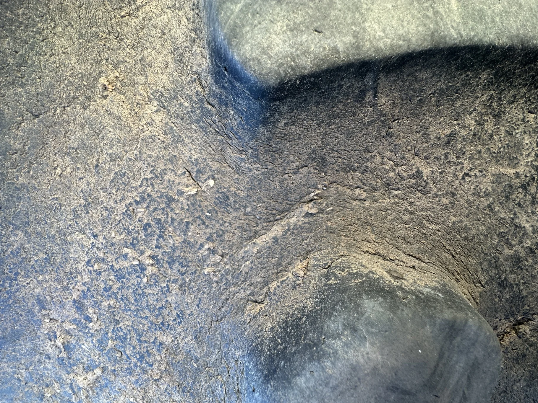 Used 73% 520/85R42 Firestone Radial All Traction 23 R-1W 157B TL on 18 x 42 Case IH Silver 20 Bol image 9