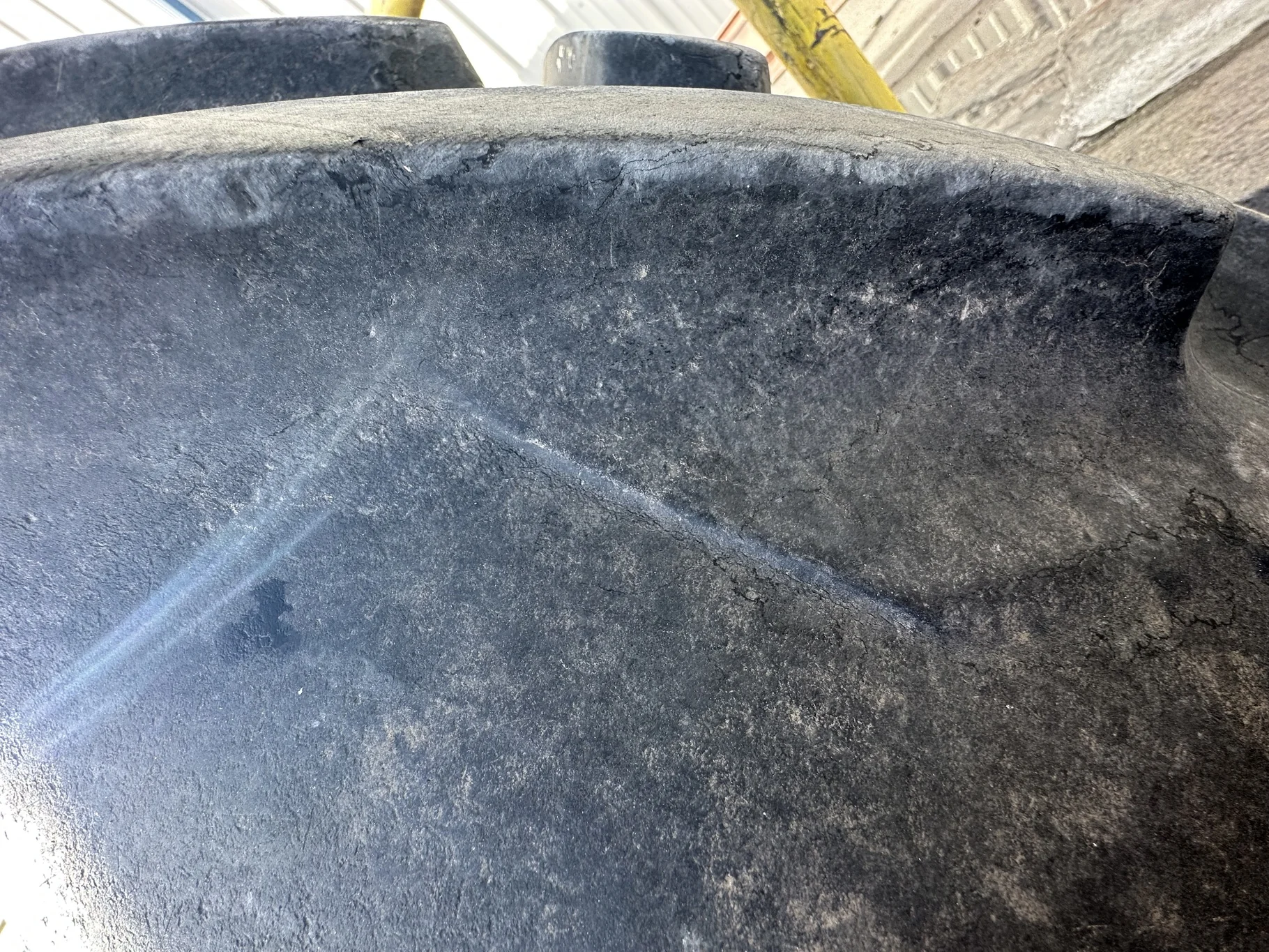 Used 65% VF480/80R50 Michelin YieldBib R-1W 166A8/166B TL on a 15 x 50 JD Yellow 10 Bolt (.906 image 4