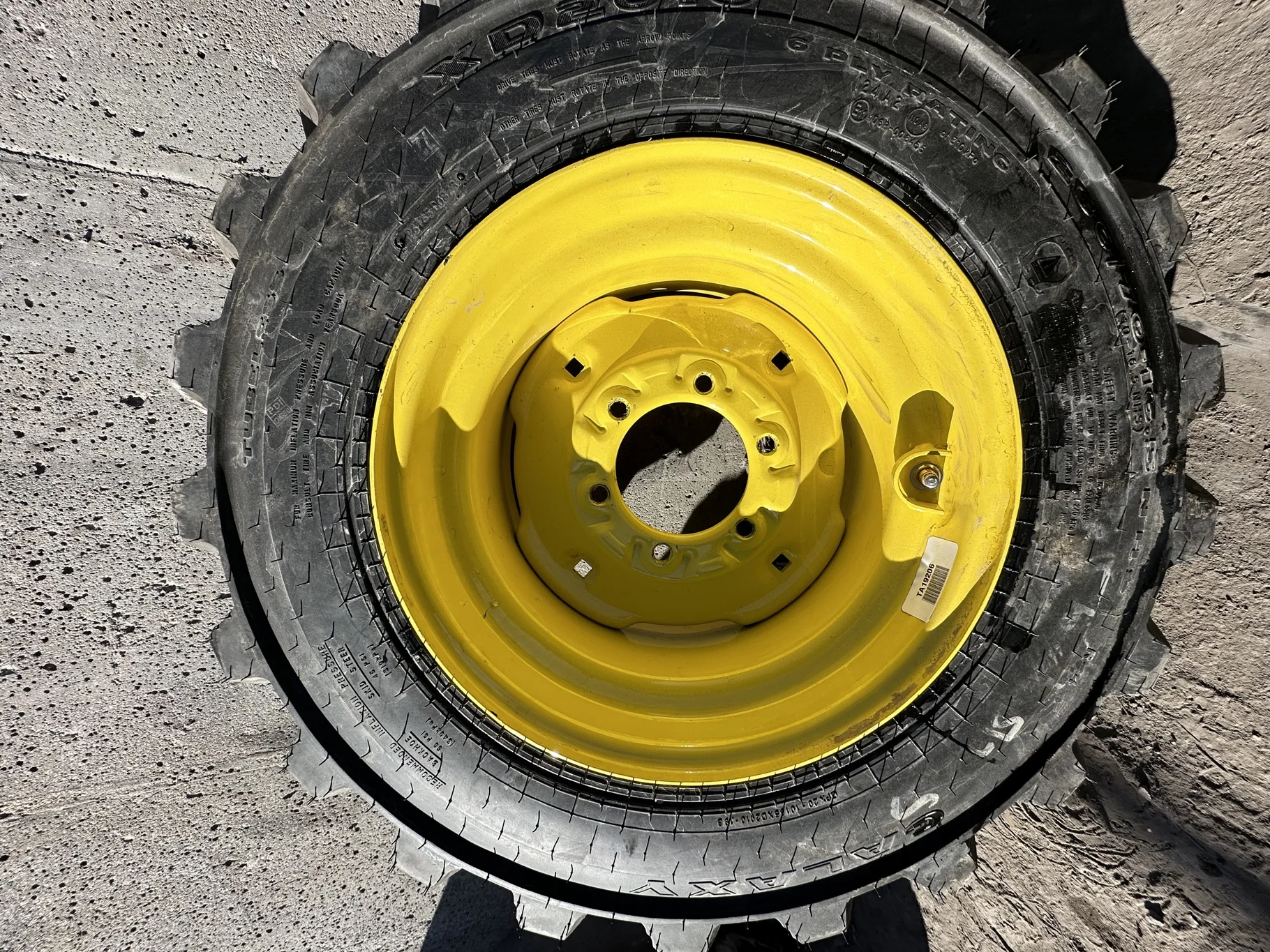 TAKE OFF 260/70-16.5 Galaxy XD2010 R-4 C(6Ply) (124A2) TL on a 8.25 X 16.5 JD Yellow 6 Bolt Im image 2