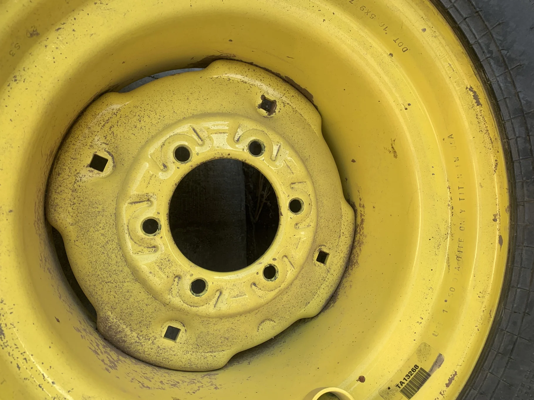 USED 95% 31.5x13.00-16.5 Galaxy  Hippo  R-4 G(10Ply) TL on 12 X 16.5 Industrial Yellow 8 Bolt (.688 image 3