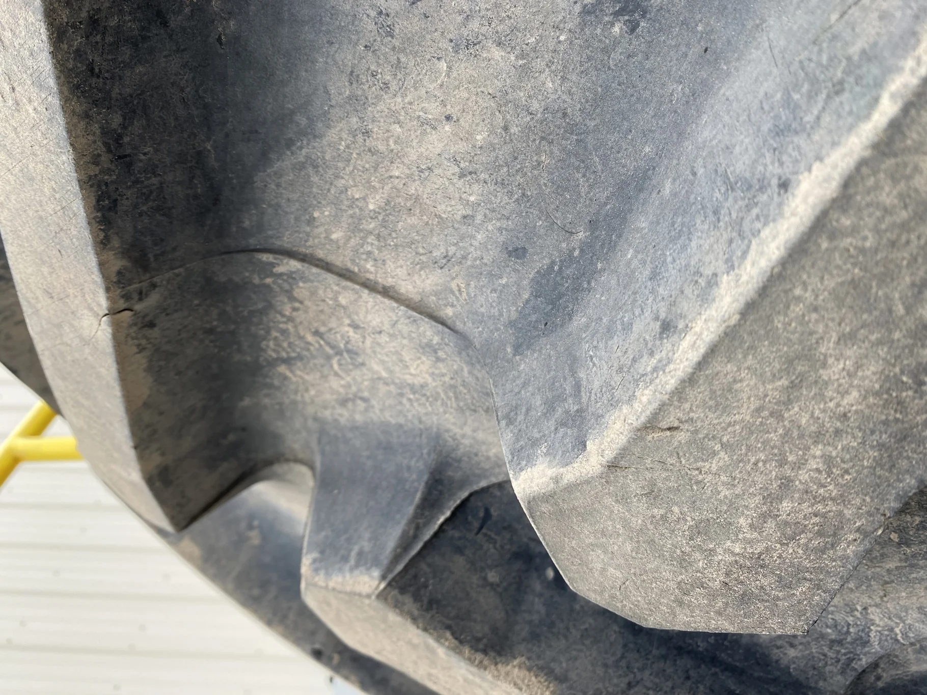 USED 95% 710/75R42 Trelleborg TM900 High Power R-1W (175D) TL on a 23 X 42 Fendt Red 10 Bolt (.9375) image 9