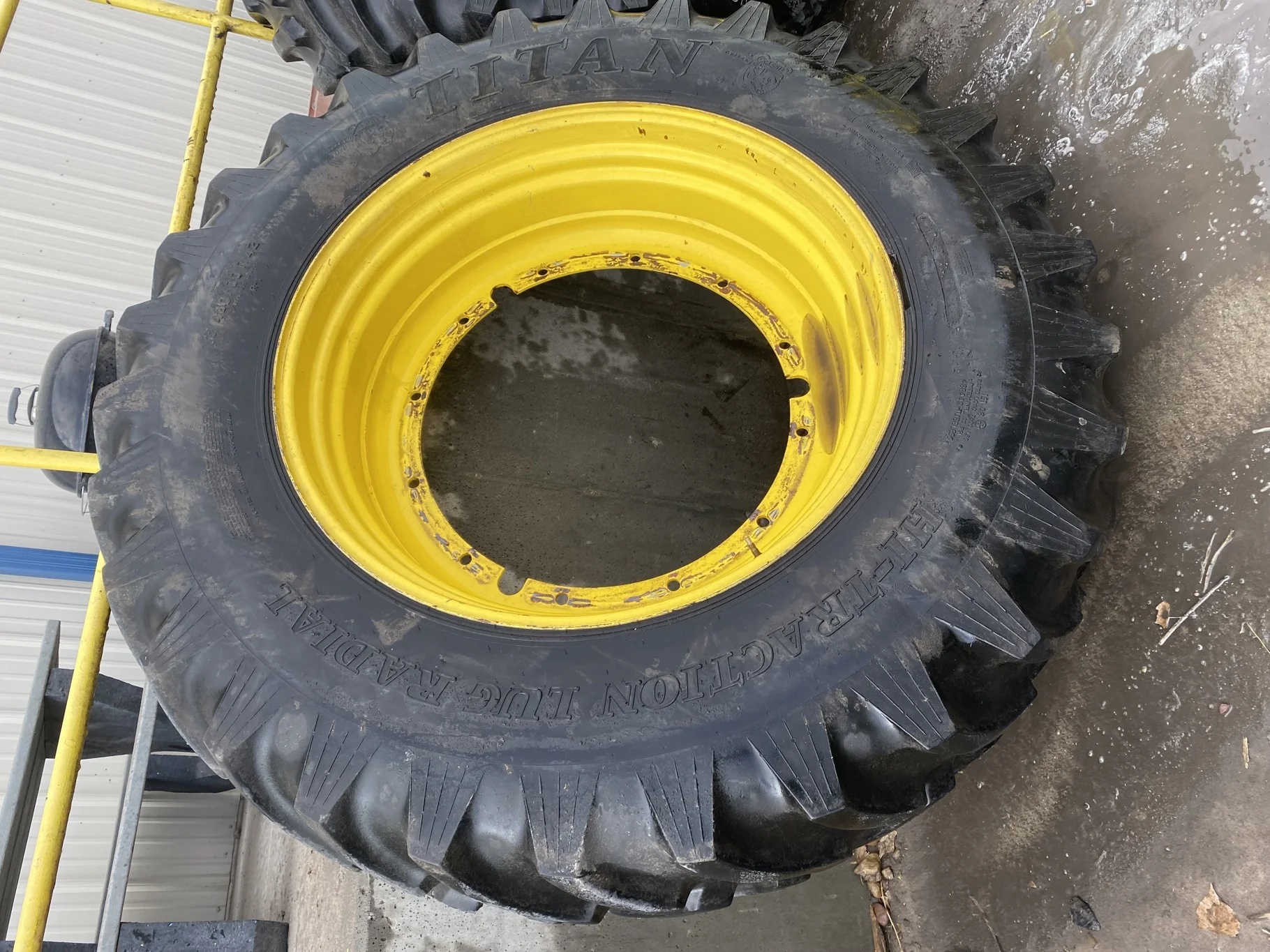 Used 70% 480/80R42 Titan Hi Traction Lug Radial R-1 151A8/B TL on a 16 x 42 JD Yellow 12 bolt image 7