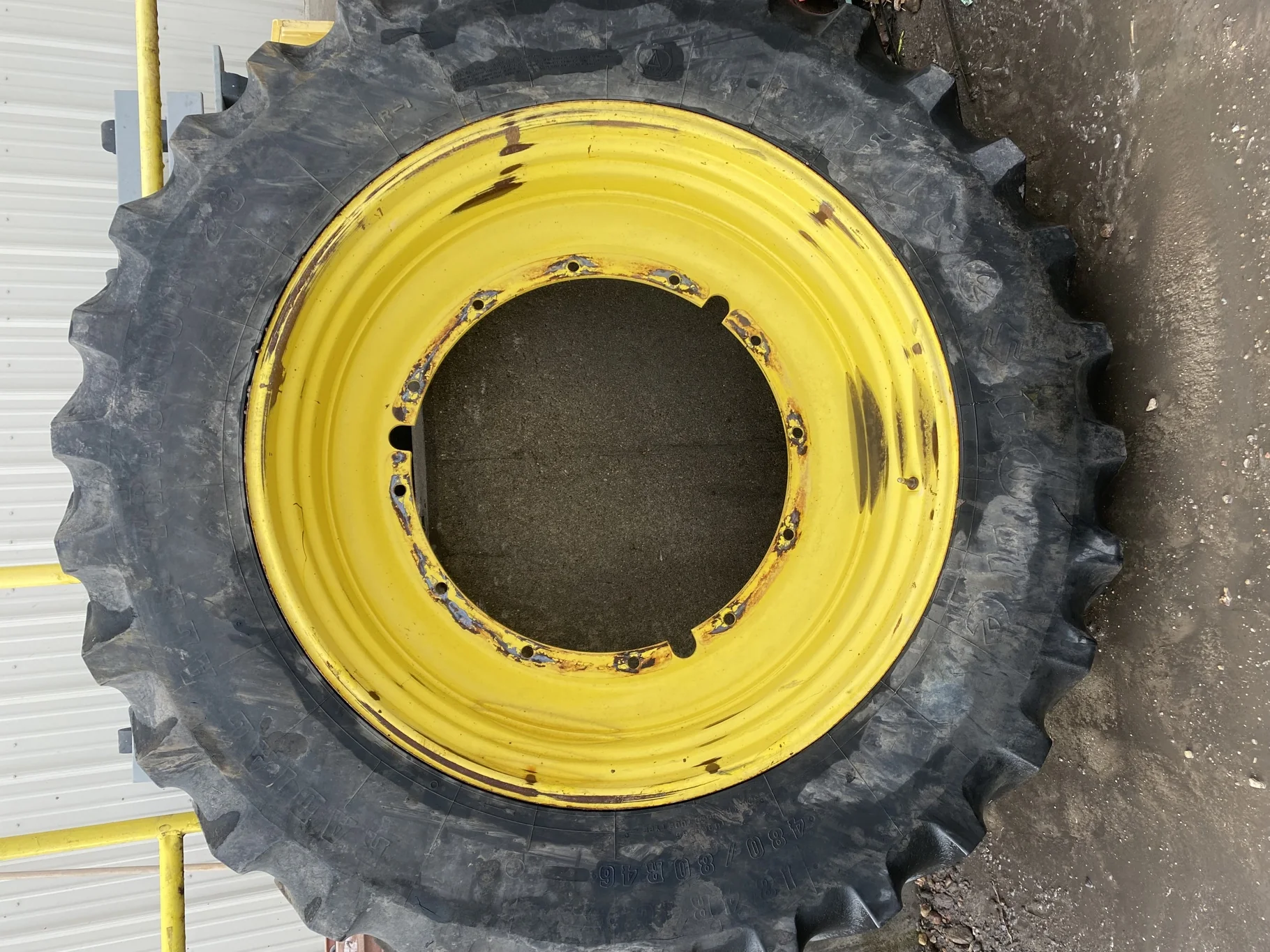 Used 50% 480/80R46 Firestone Radial All Traction 23 R-1 (158B) TL on 16 x 46 John Deere Yellow 12 b