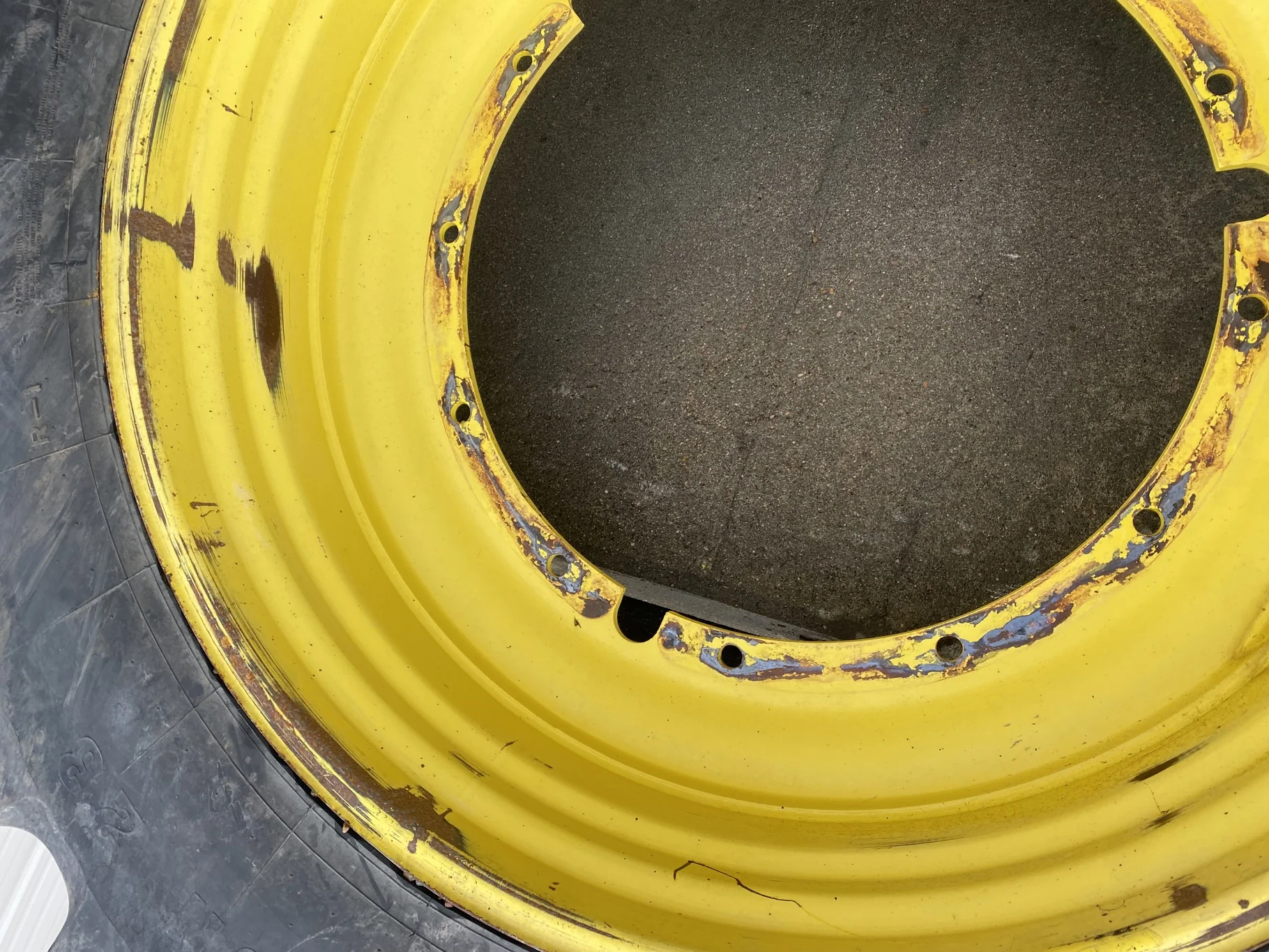 Used 50% 480/80R46 Firestone Radial All Traction 23 R-1 (158B) TL on 16 x 46 John Deere Yellow 12 b image 9