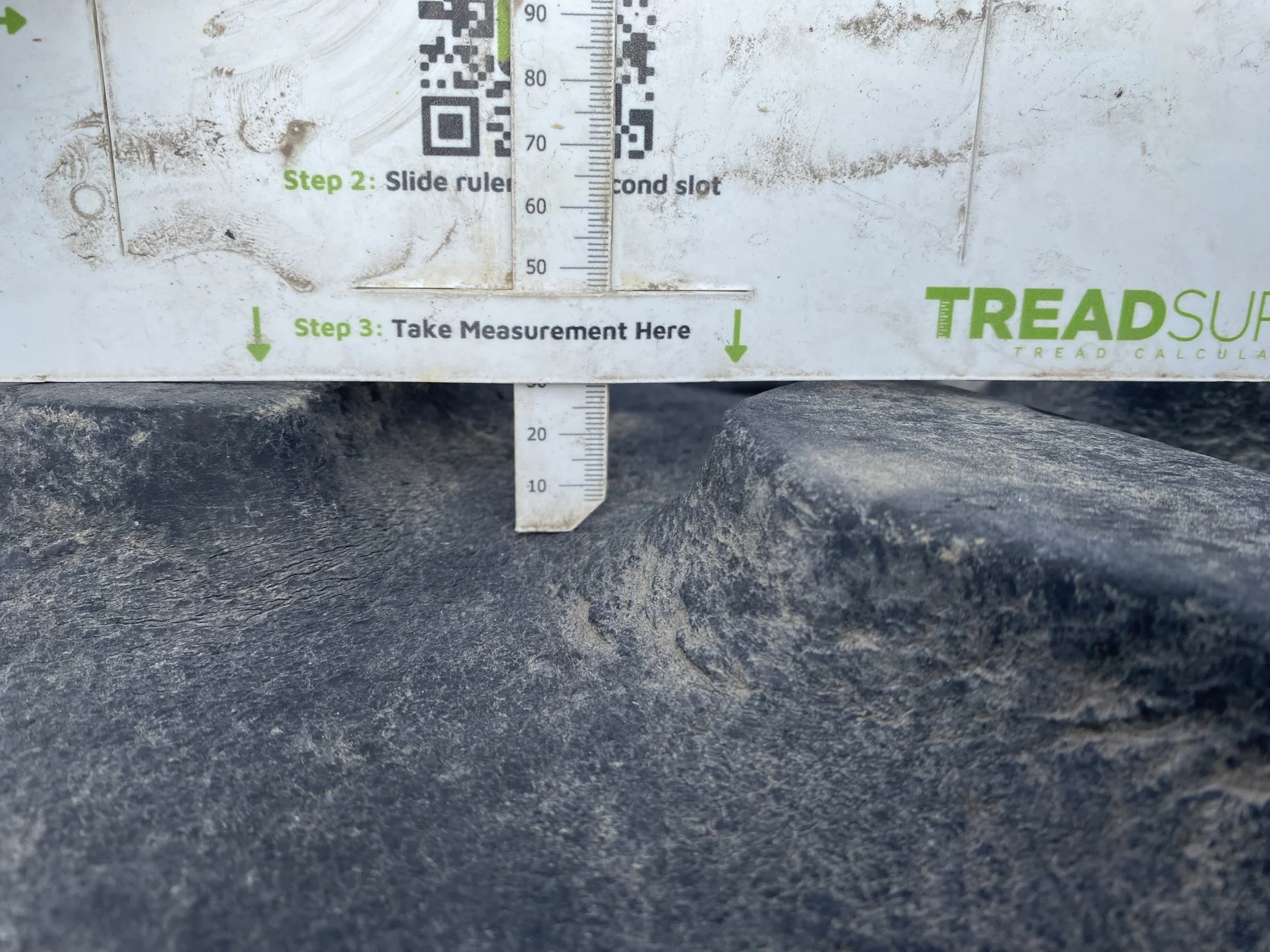 Used 60% 480/80R46 Firestone Radial All Traction 23 R-1 (158B) TL on 16 x 46 John Deere Yellow 10 B image 3