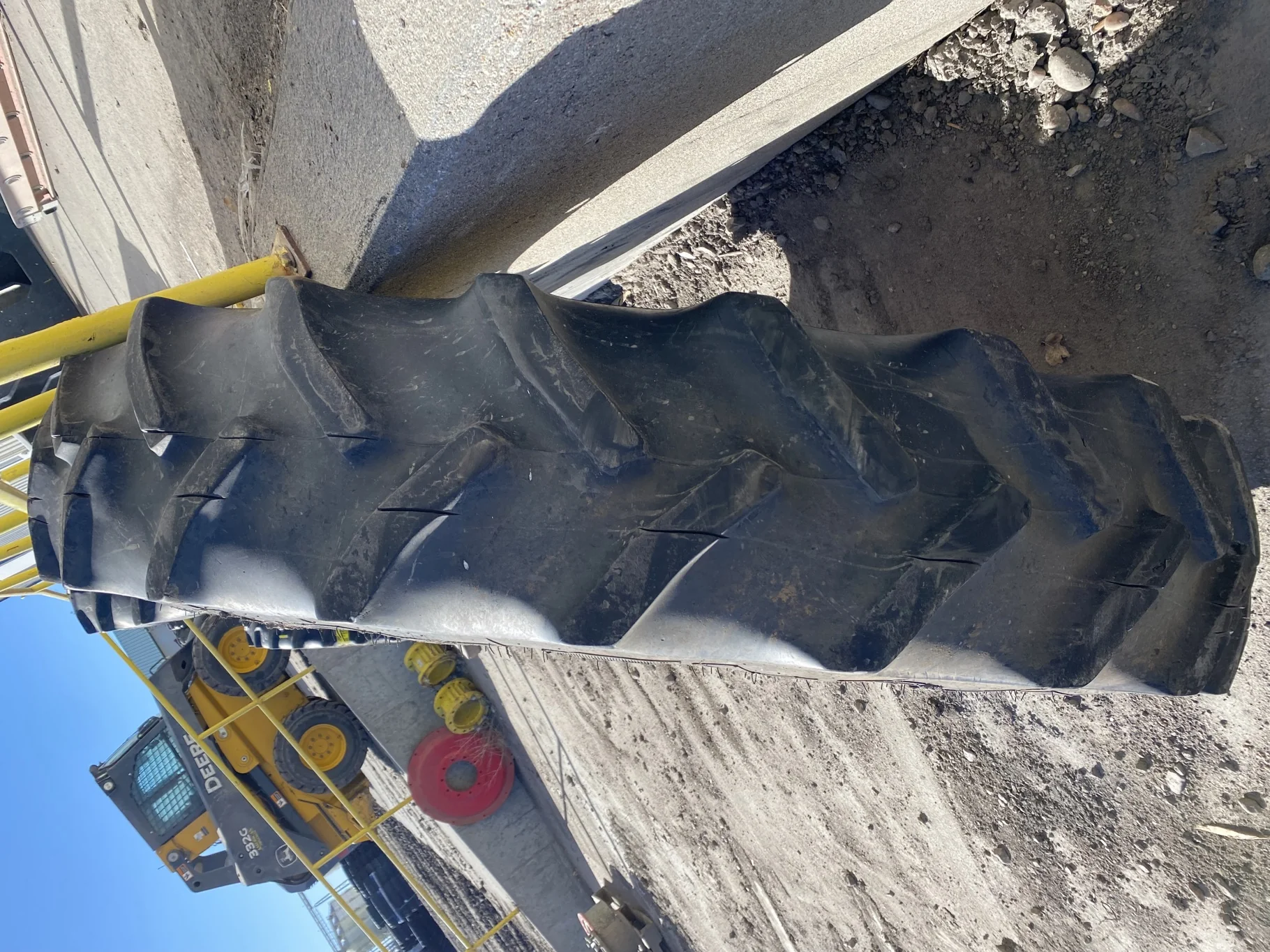 Used 65% 380/90R50 Goodyear DT800 R-1W (151A8) TL on a 12 x 50 JD Yellow 5/8" 12 Bolt (.938) S image 3