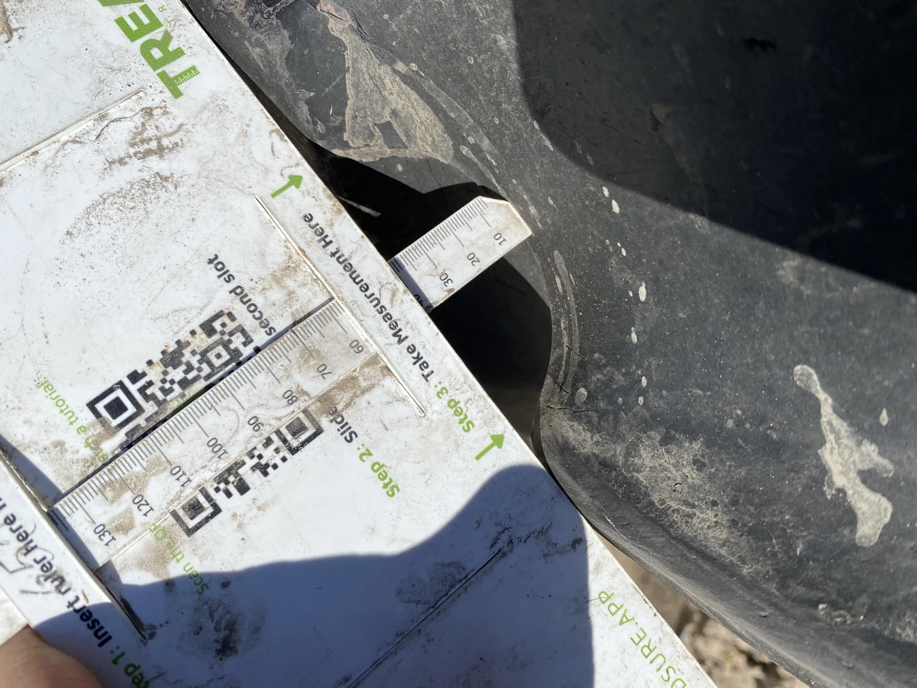 Used 65% 380/90R50 Goodyear DT800 R-1W (151A8) TL on a 12 x 50 JD Yellow 5/8" 12 Bolt (.938) S image 4