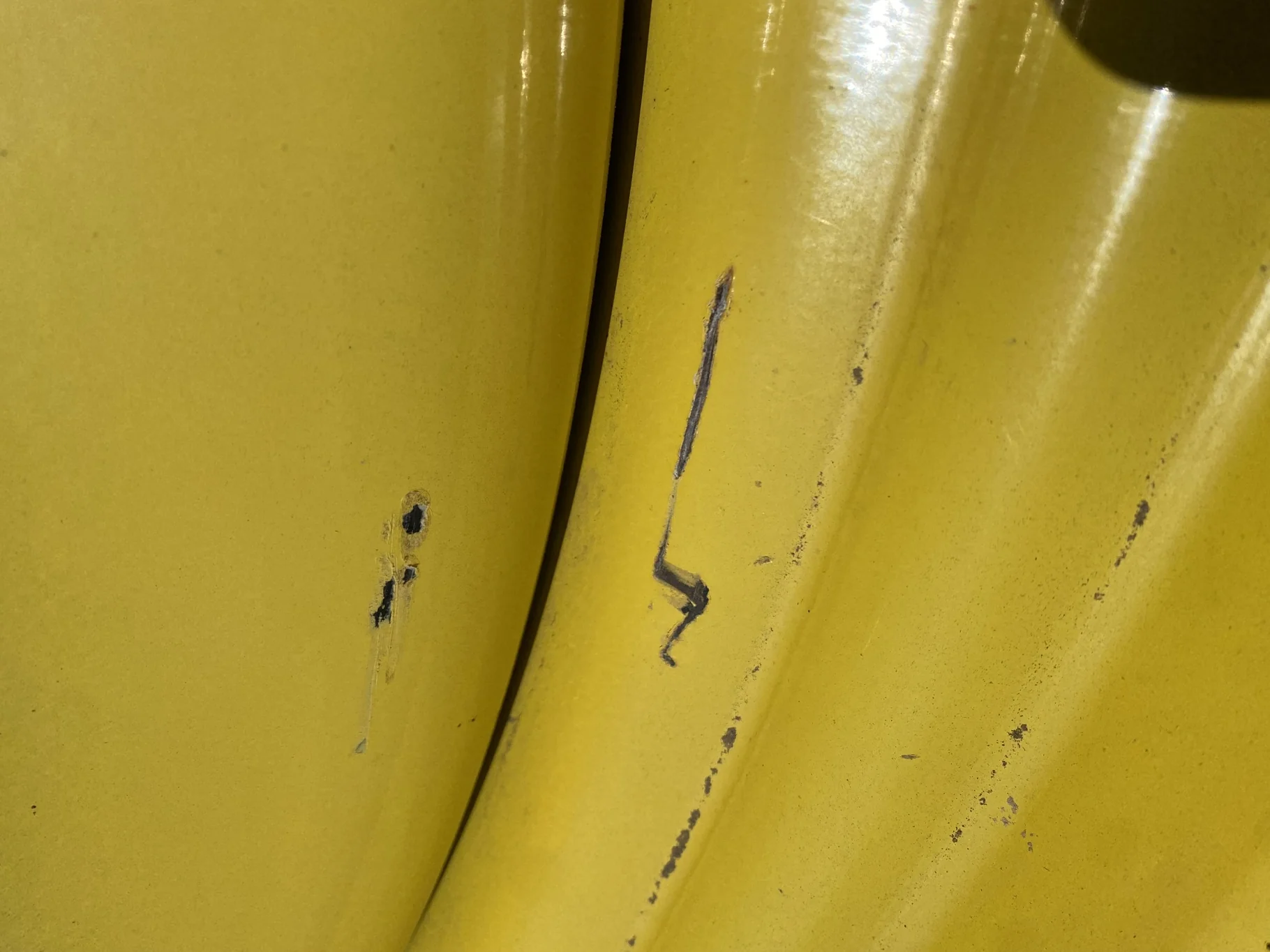 Used 75% 380/90R50 Goodyear DT800 R-1W (151A8) TL on a 12 x 50 JD Yellow 12 Bolt Stub Disc Whe image 3