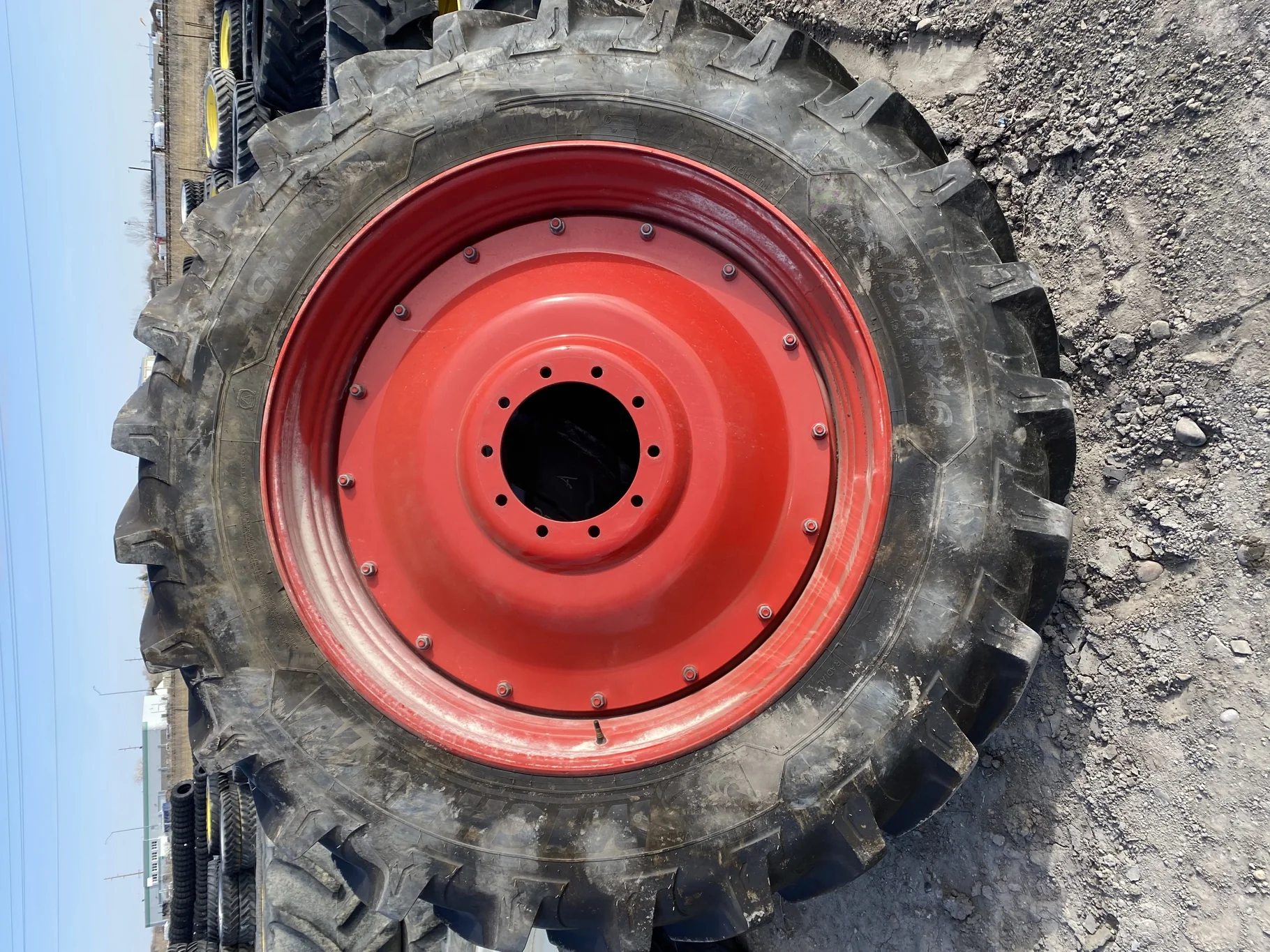 USED 98% 480/80R46 Michelin AgriBib 2 R-1W 158A8/158B TL on a 16 X 46 Fendt Red 16 bolt Stub Disc