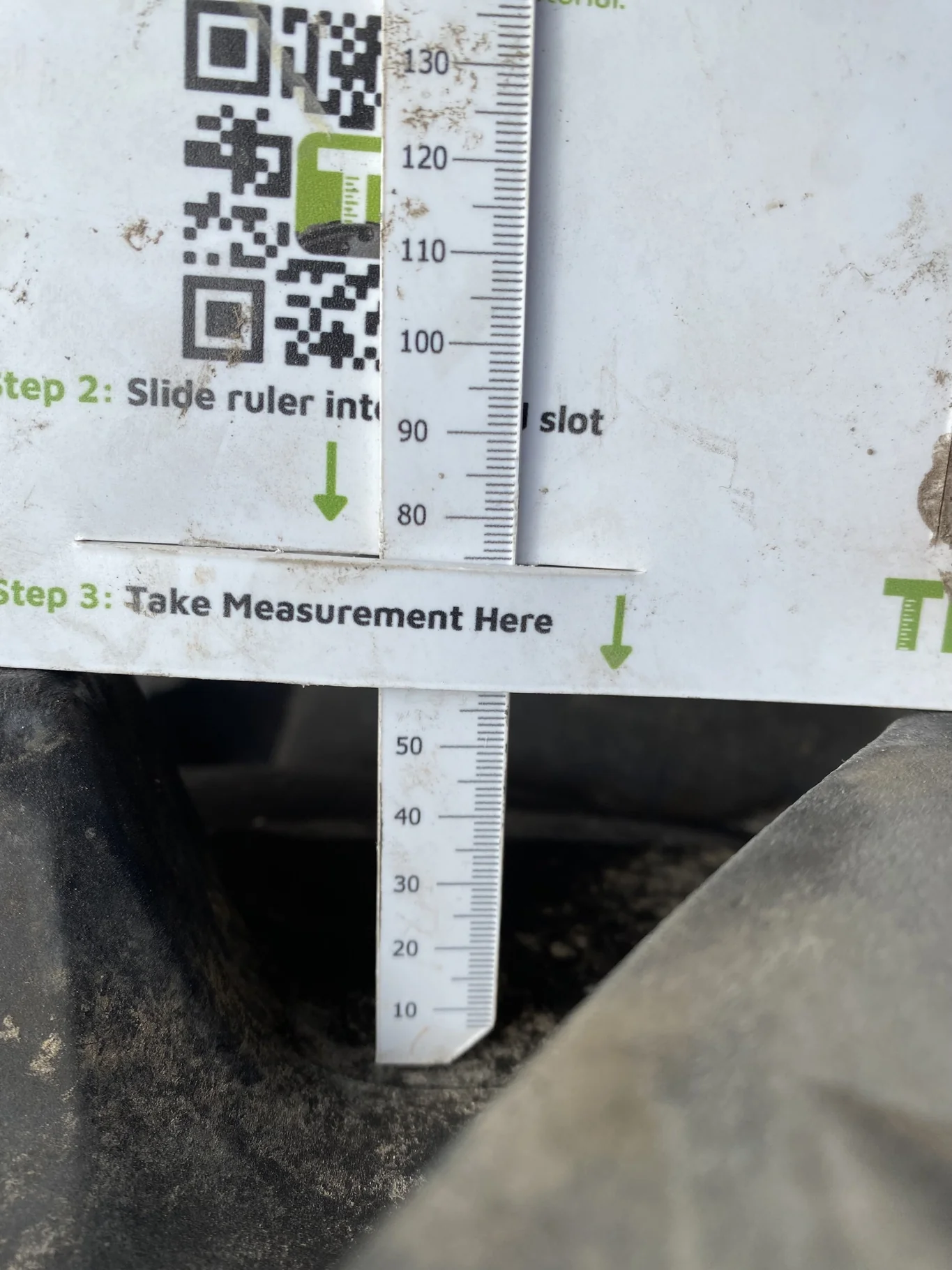 USED 98% 480/80R46 Michelin AgriBib 2 R-1W 158A8/158B TL on a 16 X 46 Fendt Red 16 bolt Stub Disc image 4