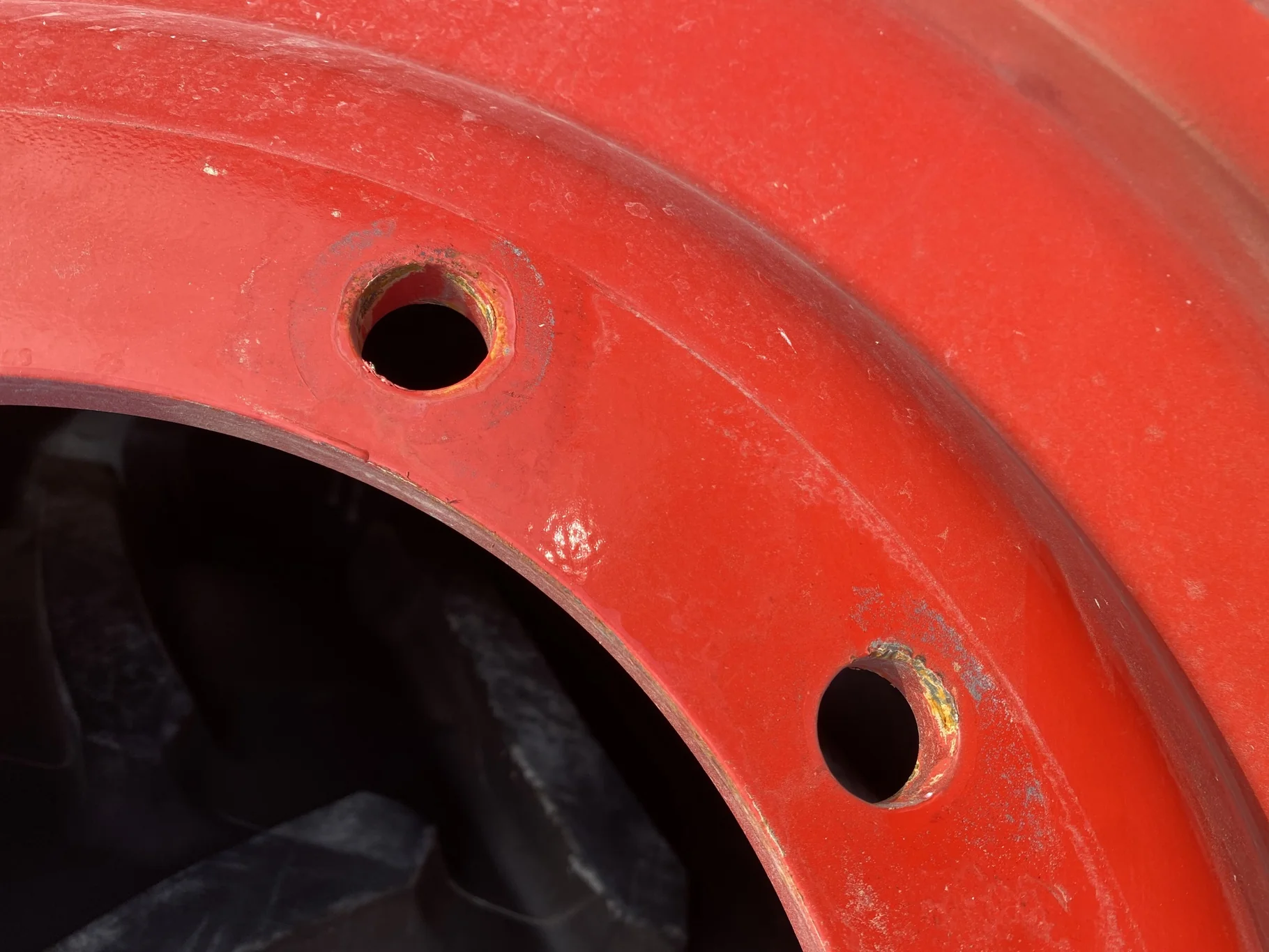 USED 98% 480/80R46 Michelin AgriBib 2 R-1W 158A8/158B TL on a 16 X 46 Fendt Red 16 bolt Stub Disc image 8