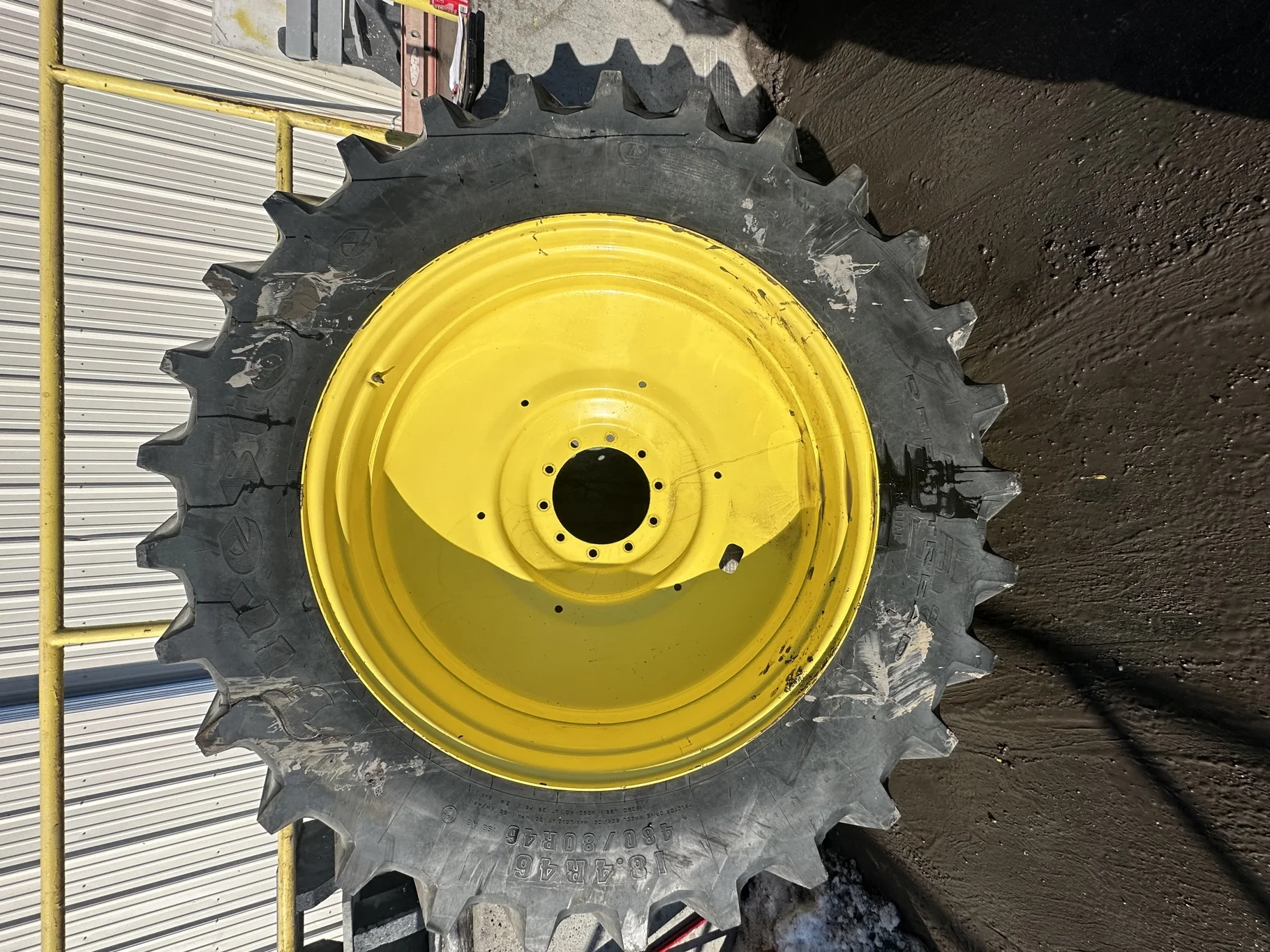 Used 85% 480/80R46 Firestone Radial All Traction 23 R-1 158B TL on 16 x 46 John Deere Yellow 10 Bol image 2