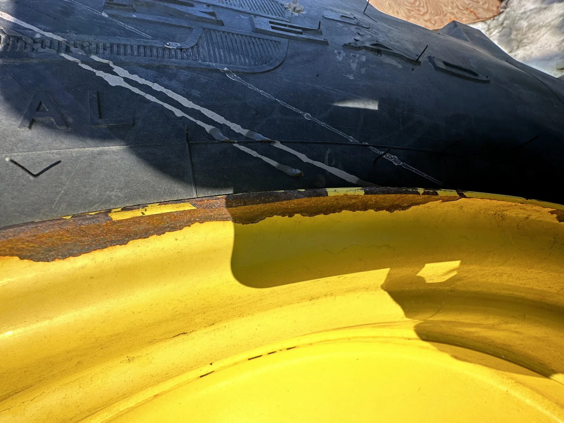 Used 85% 480/80R46 Firestone Radial All Traction 23 R-1 158B TL on 16 x 46 John Deere Yellow 10 Bol image 7