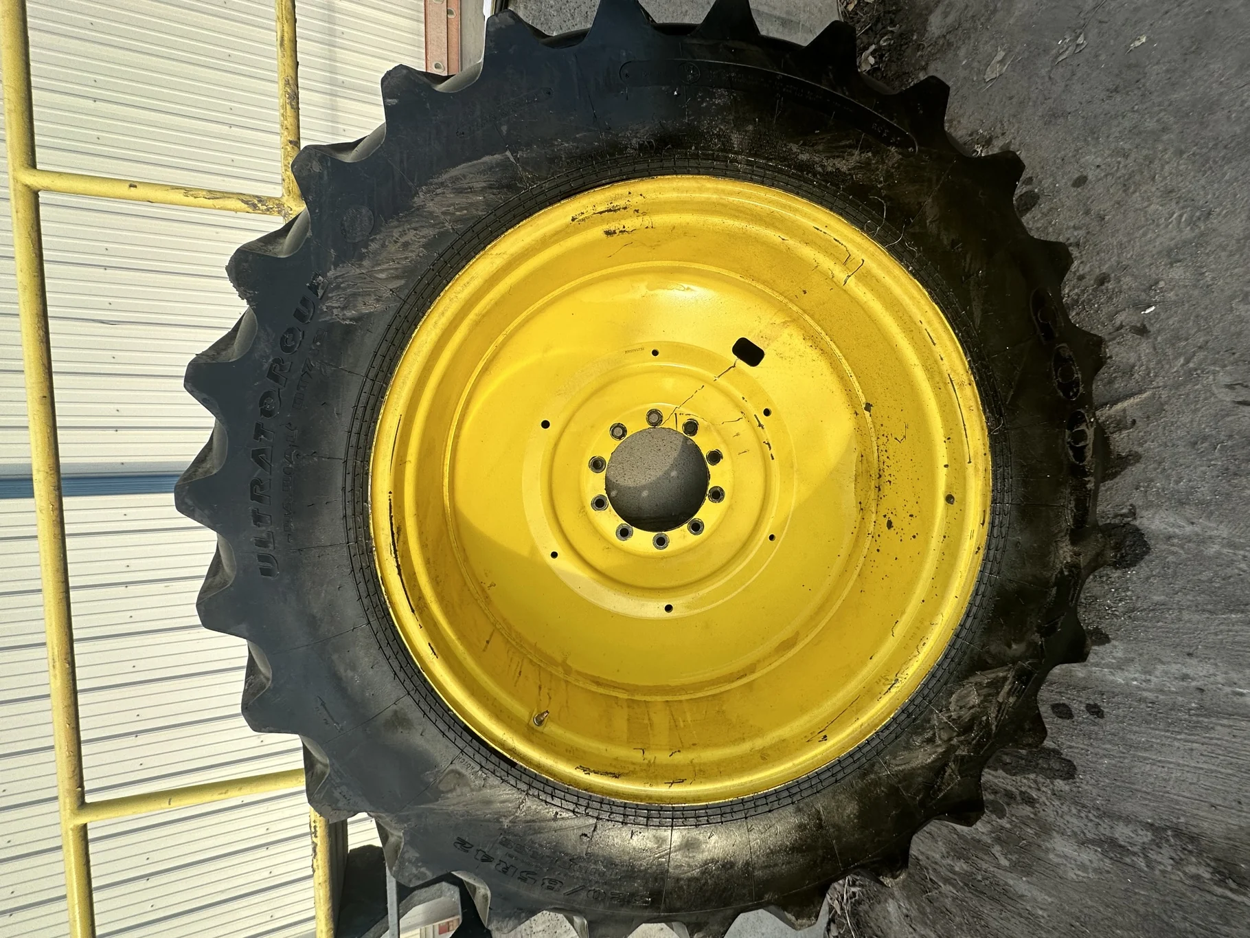 Used 85% 520/85R42 Goodyear Ultra Torque Radial R-1 (157A8) (Lug cuts, stubble) TL on a 18 x 42 JD Y image 2