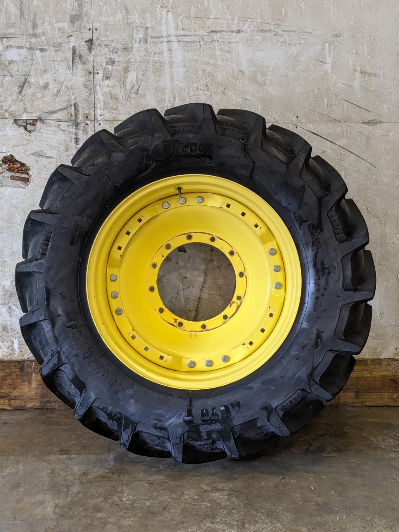 Used 80% 480/70R34 Mitas AC70T R-1Q (143A8/143B) TL on a 15 x 34 JD Yellow Waffle Wheel (3 Bol
