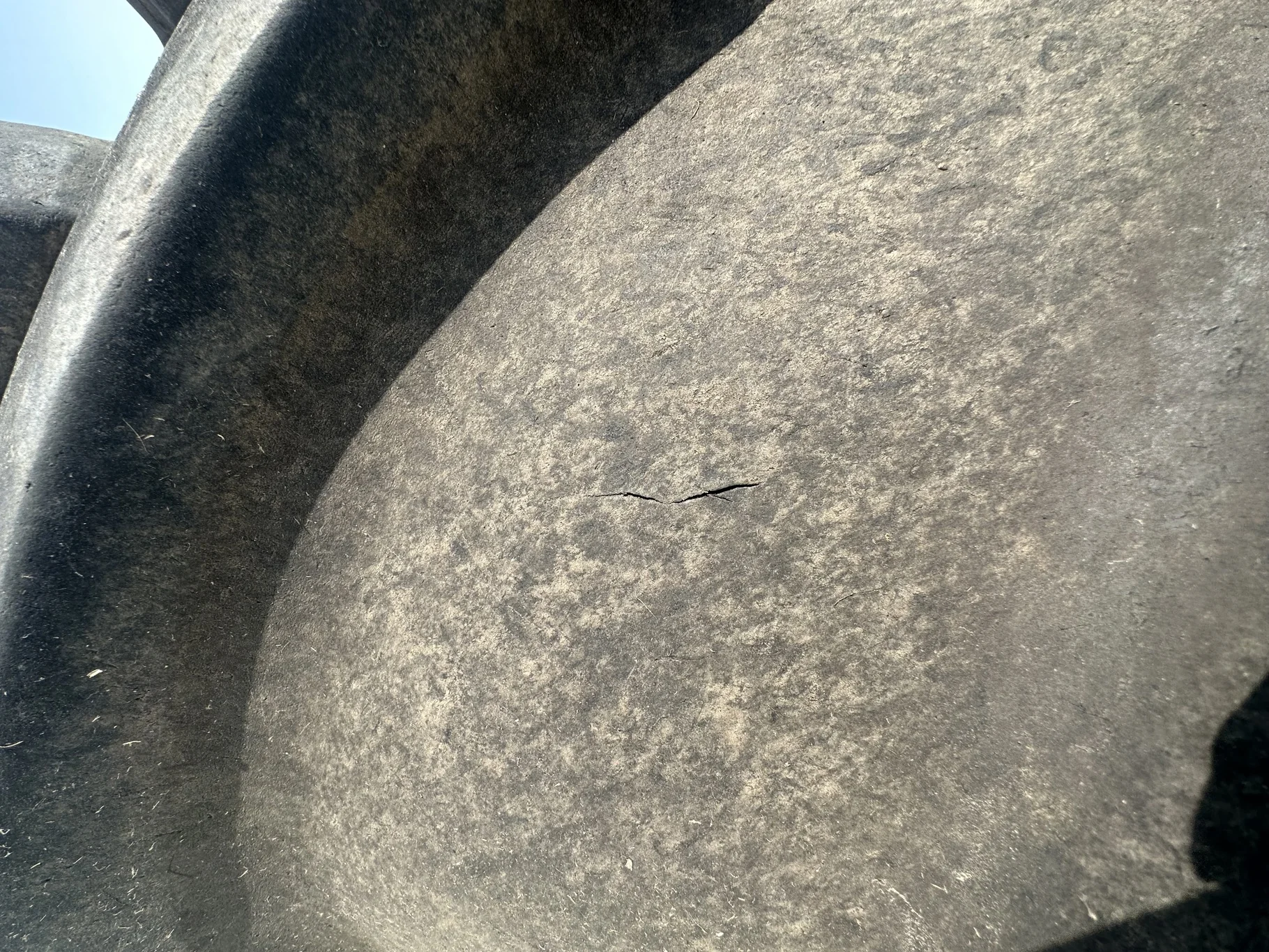 Used 90% 650/65R38 Firestone Radial 9000 R-1W (166D) on 23 x 38 Silver 8 Bolt Sprayer Wheel image 6