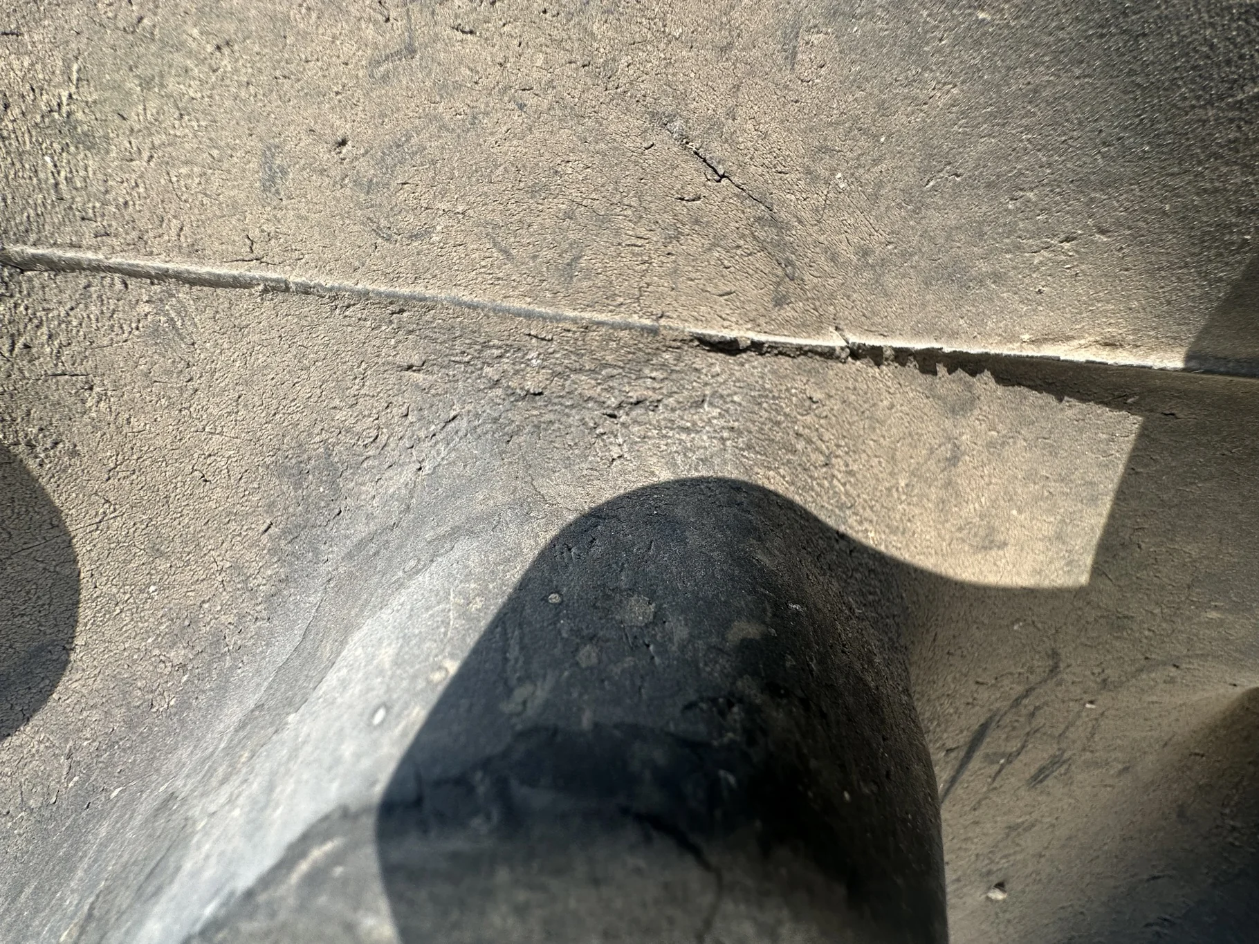 Used 90% 650/65R38 Firestone Radial 9000 R-1W (166D) on 23 x 38 Silver 8 Bolt Sprayer Wheel image 8