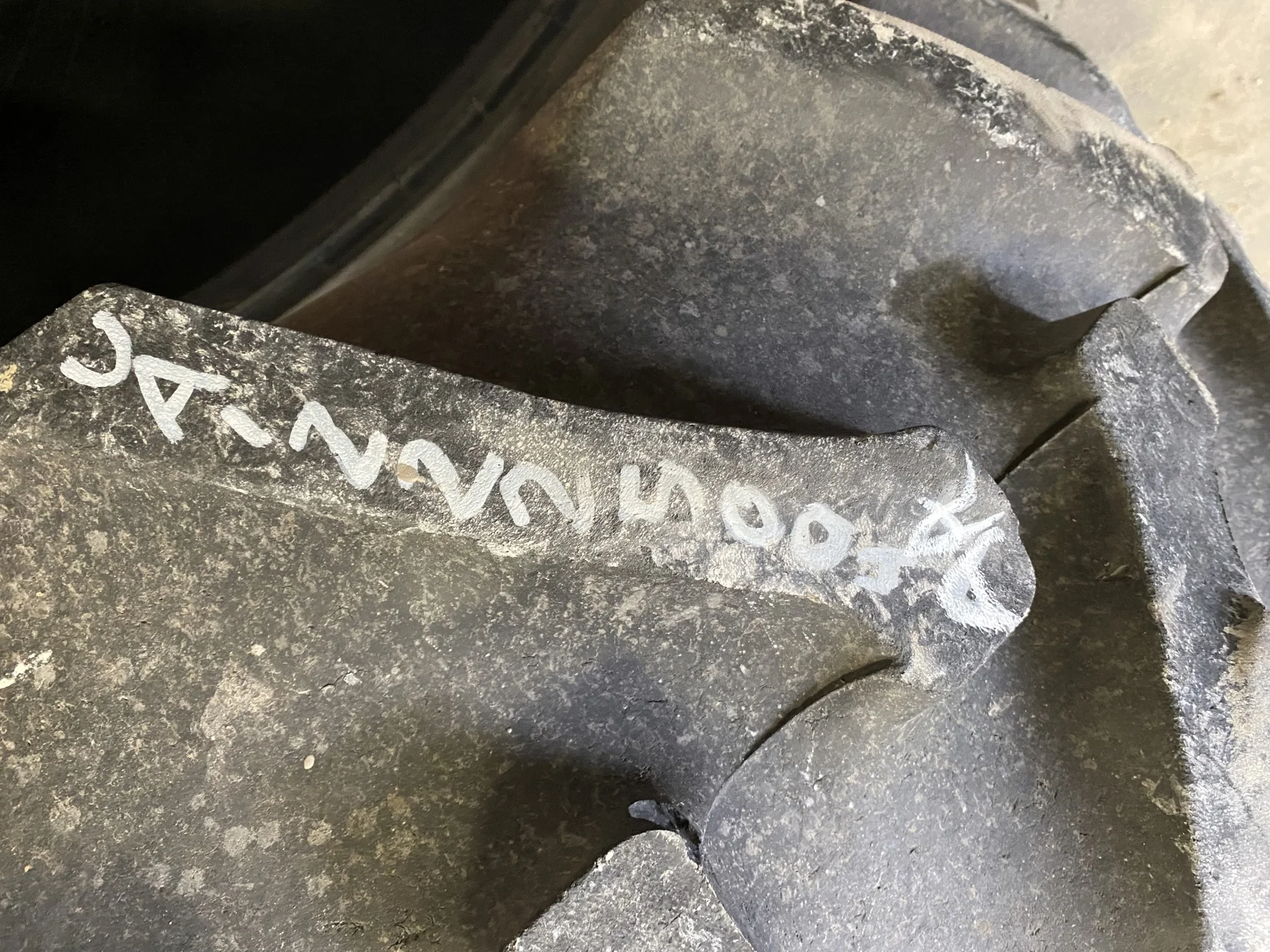 Used 60% 420/90R30 Goodyear Special Sure Grip TD8 Radial (142A8/B) R-2 TL on a 15 x 30 Case Silver