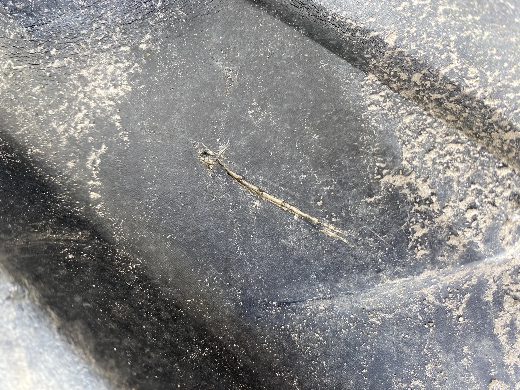 Used 75% 380/90R50 Michelin Agribib Row Crop R-1W (151A8/151B) TL on a 12 x 50 NH White GKN S image 5