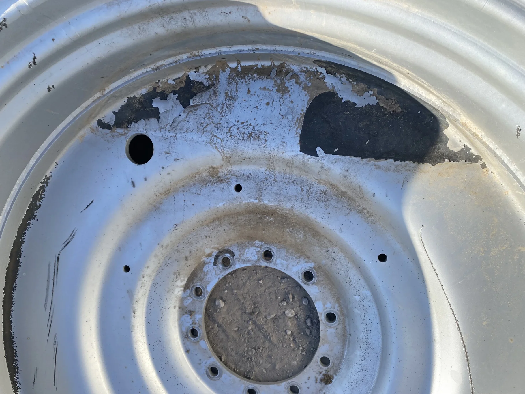 Used 72% 480/80R50 Firestone Radial Deep Tread 23 R-1W (159B) TL on 15 x 50 Case IH Silver 10 Bolt image 5