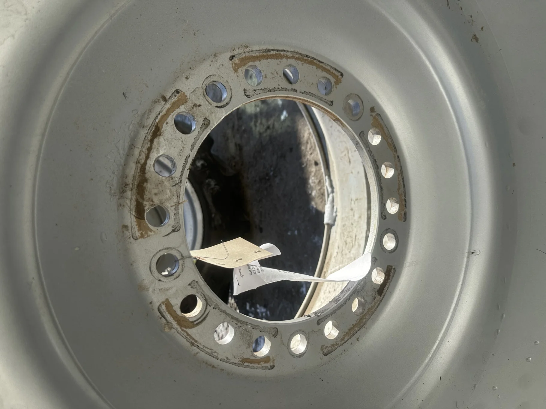 Used 75% LSW1250/35R46 Goodyear Custom Flo Grip Radial R-2 (202D) TL on a 44 x 46 Case Silver 20 Bo image 3
