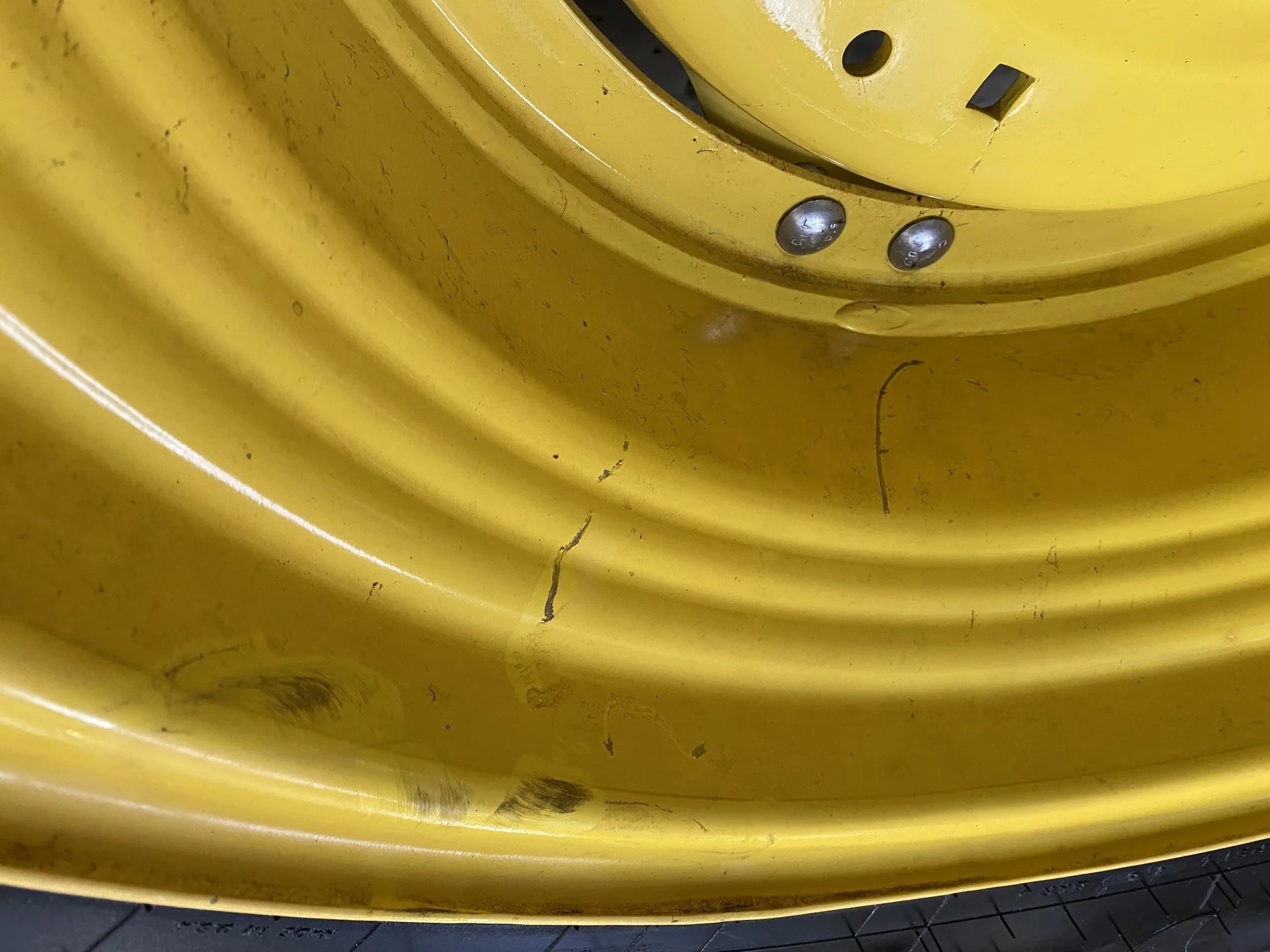 Used 98% 460/85R30 Firestone Performer EVO R-1W (145D) TL on a 15 x 30 JD Yellow GKN Style Whe image 5